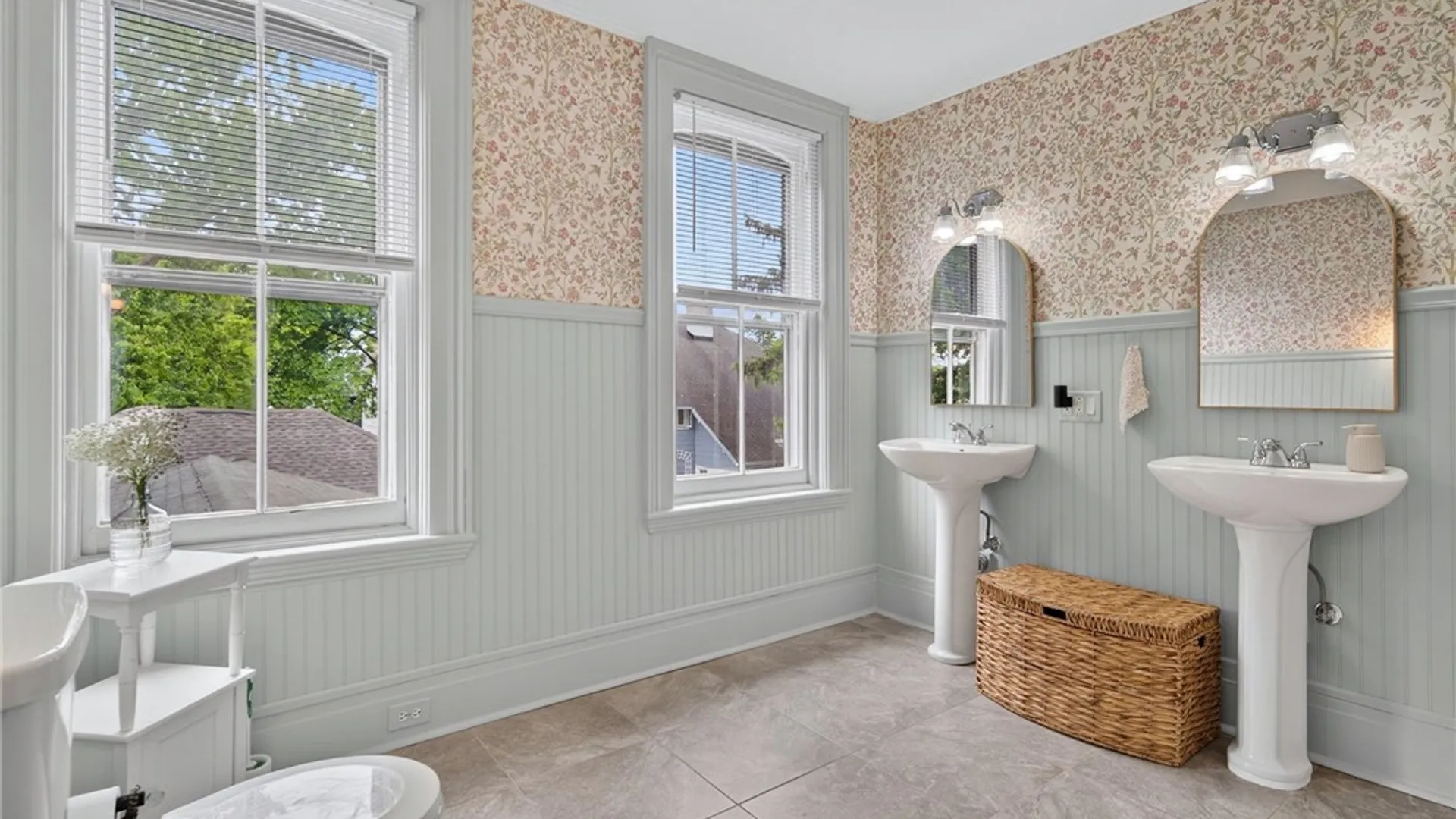 Property at 147 E Genesee Street, Auburn, NY 13021 40