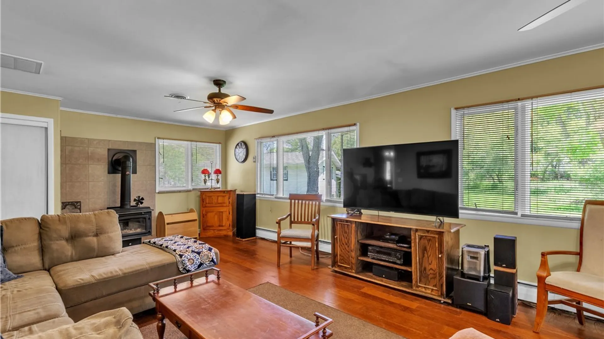 Property at 8667 Bonview, Clarence, NY 14221 18