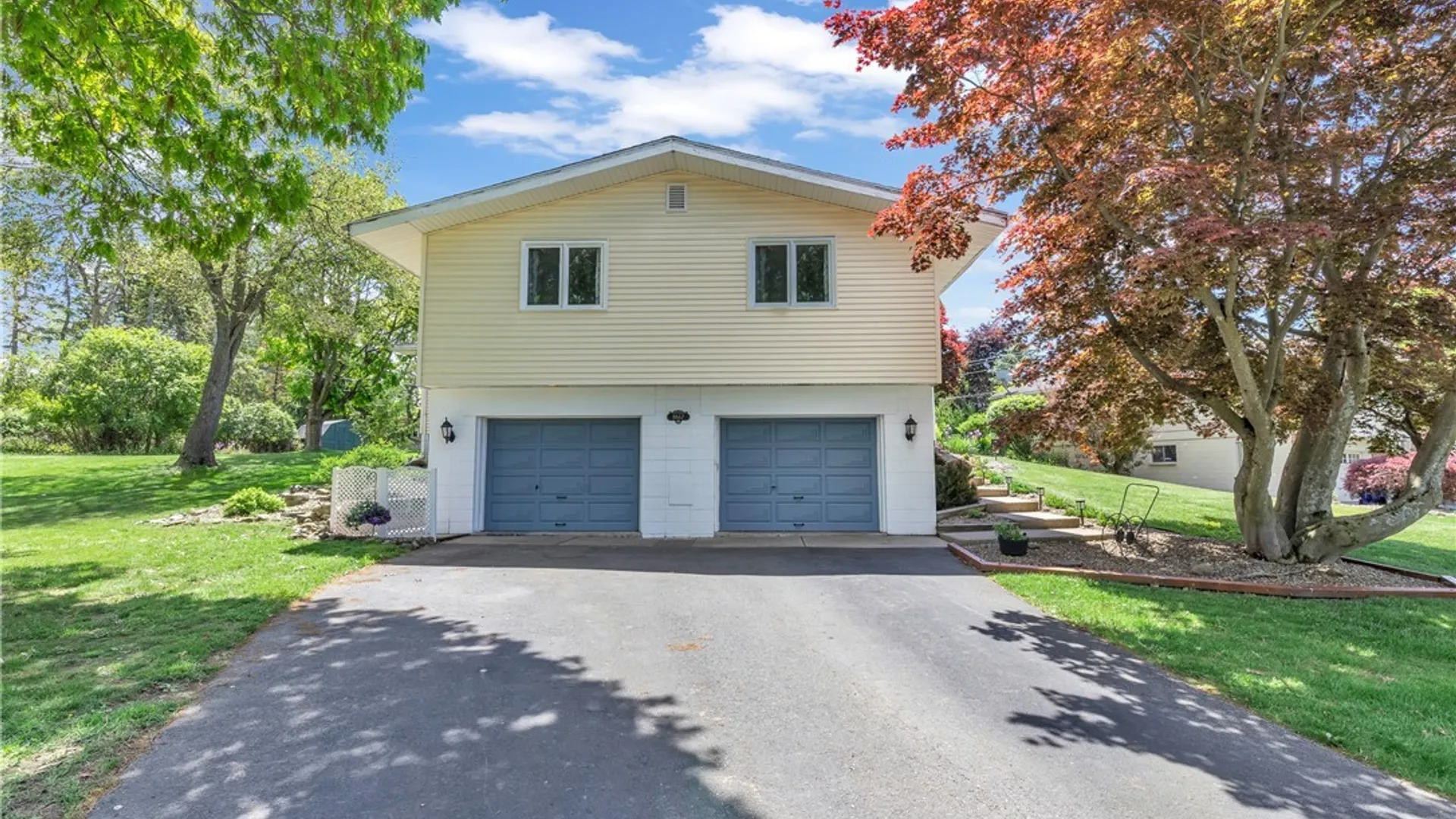 Property at 8667 Bonview, Clarence, NY 14221 2