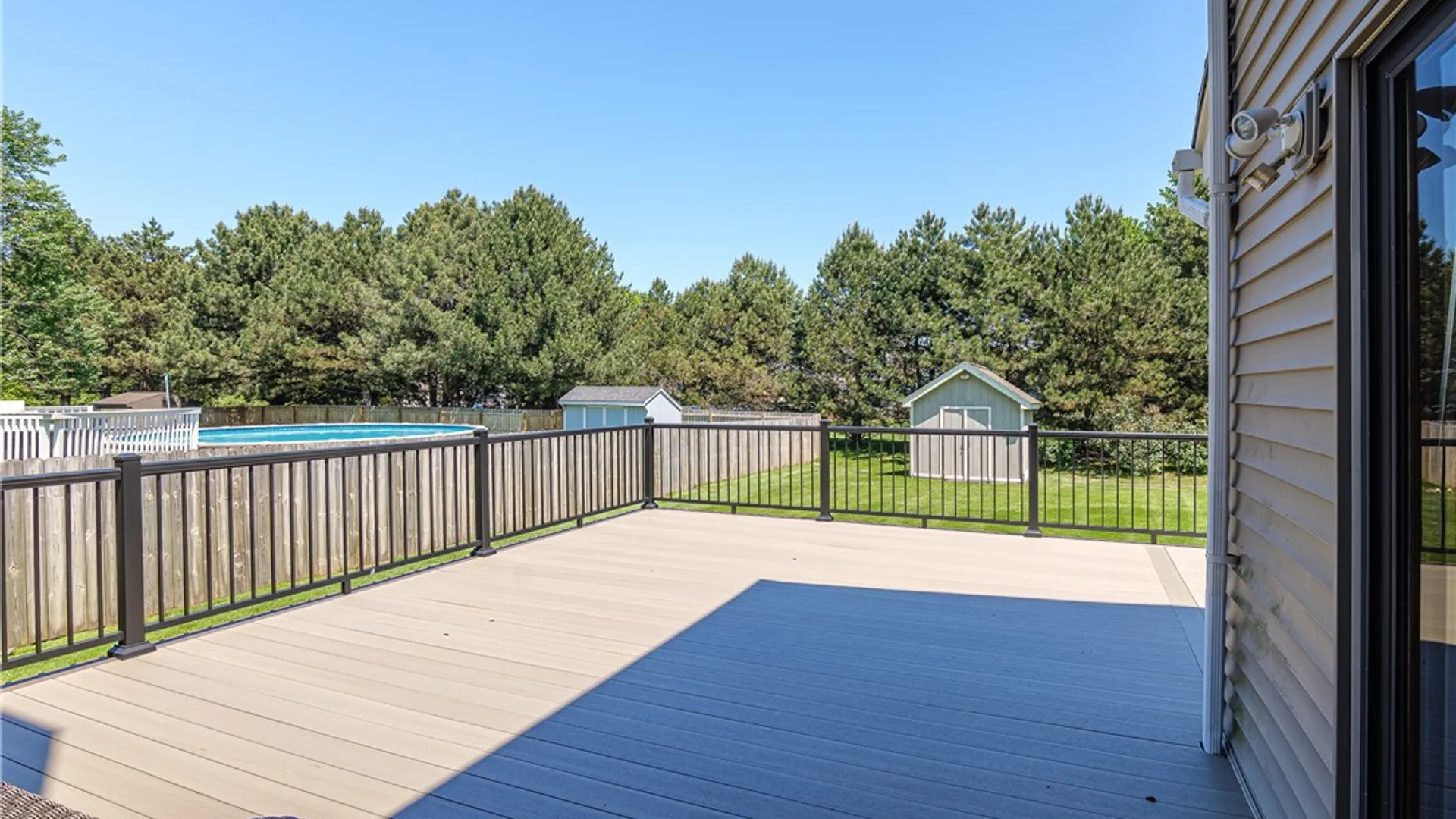 Property at 396 Pineville Lane, Webster, NY 14580 40