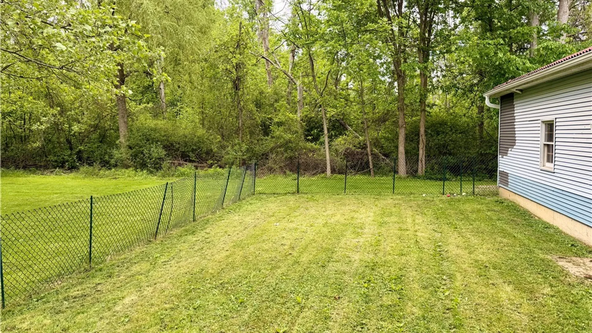 Property at 120 Sunset Drive, Hamburg, NY 14075 40