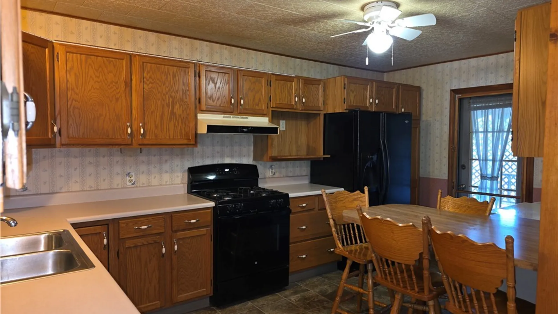 Property at 701 Genesee Street, Shelby, NY 14103 3