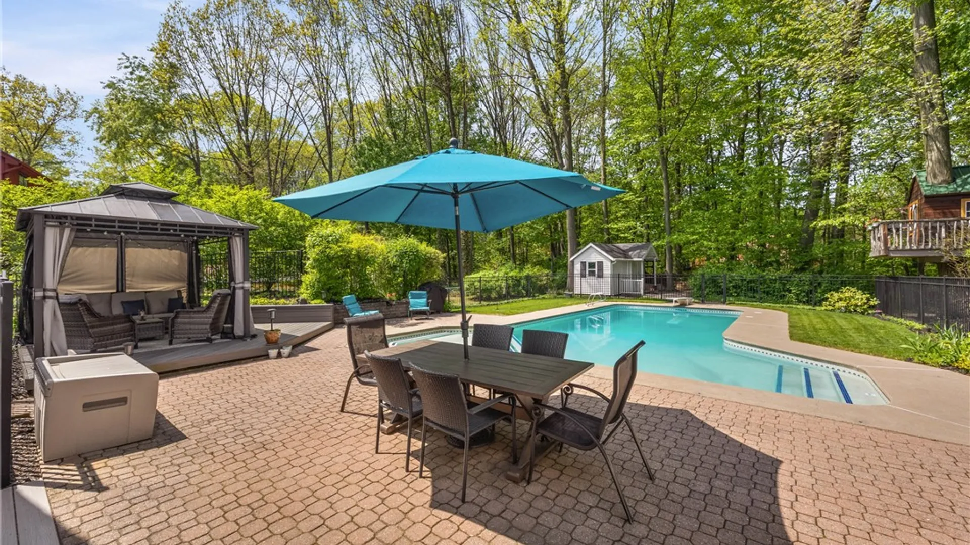 Property at 4 Woodbriar Lane, Chili, NY 14624 43
