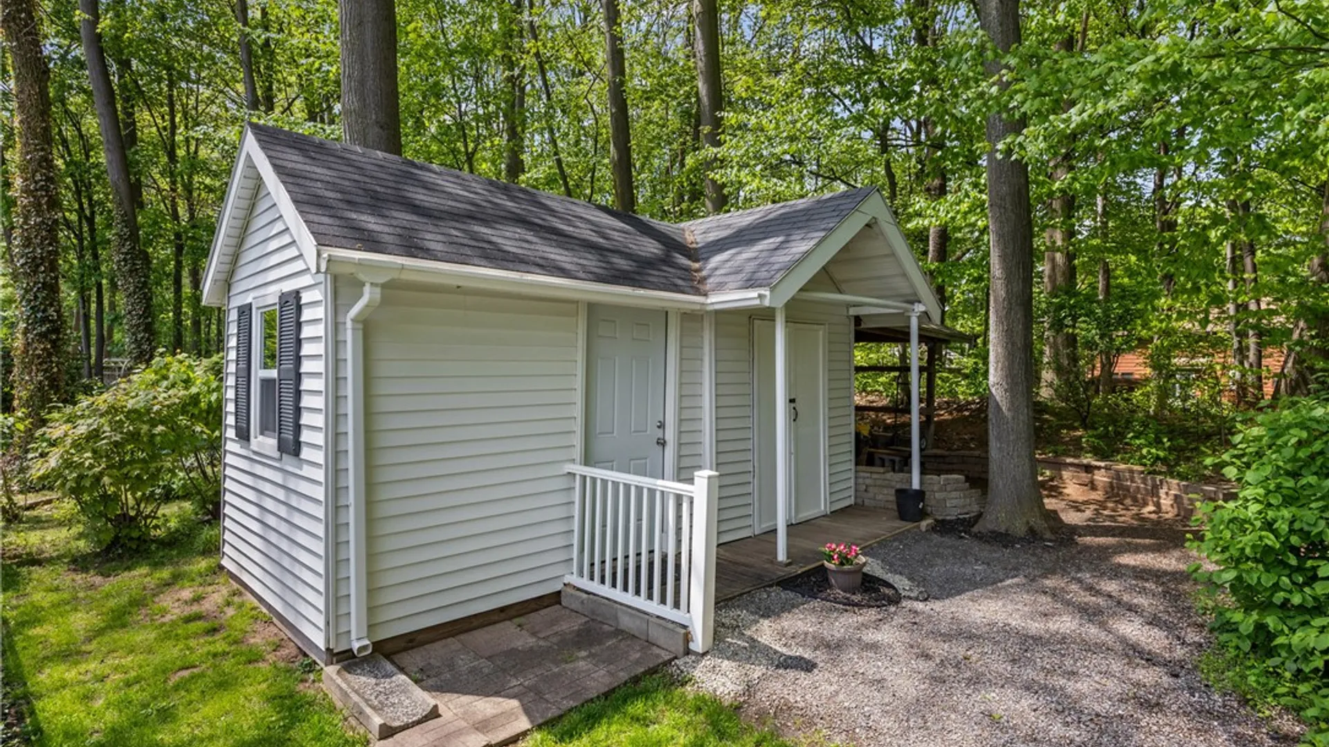 Property at 4 Woodbriar Lane, Chili, NY 14624 50