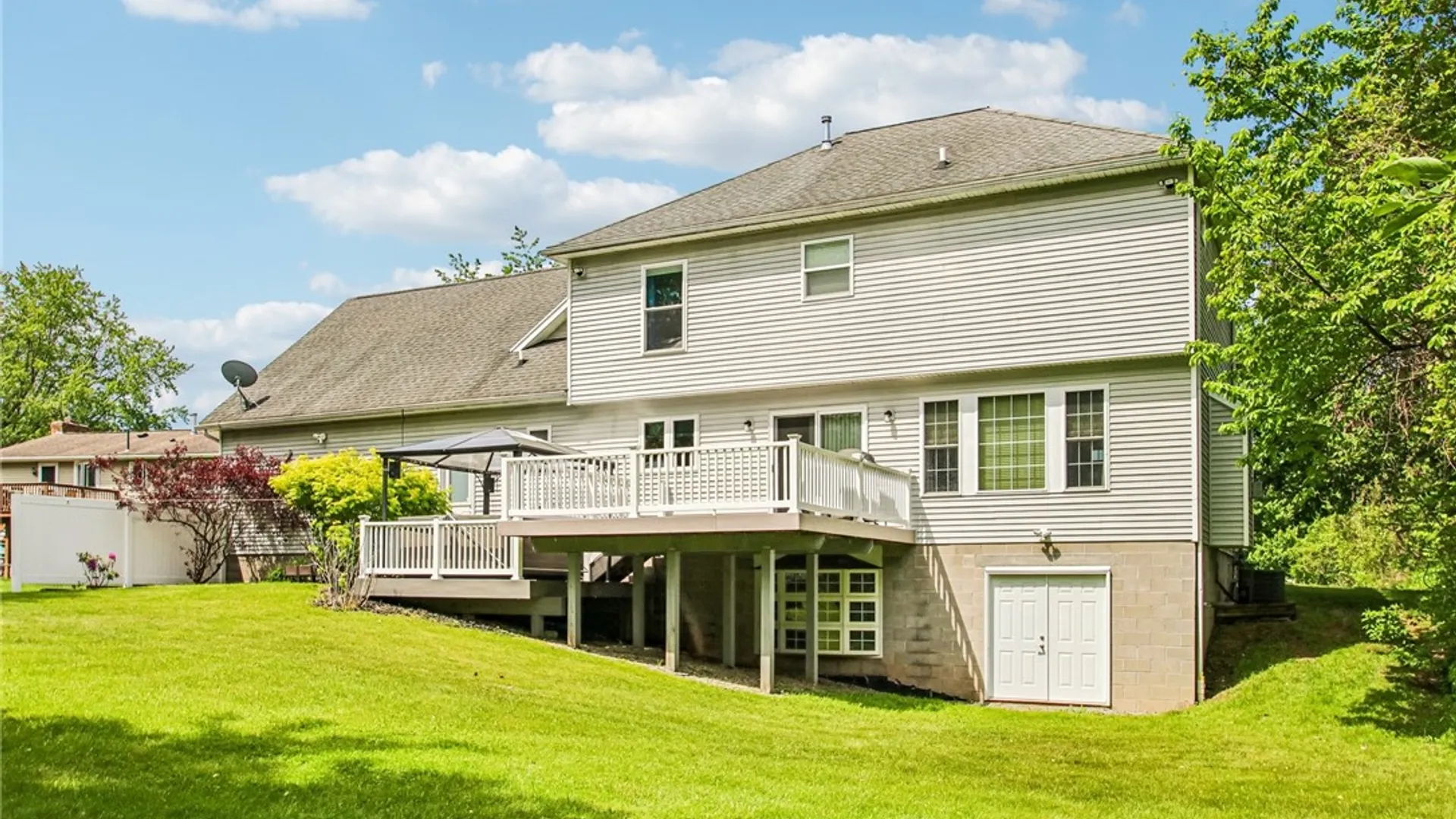 Property at 36 Hiawatha Trail, Ogden, NY 14559 40