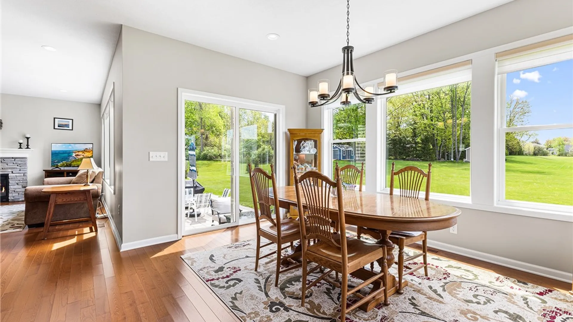 Property at 56 Knightbridge Circle, Penfield, NY 14526 23