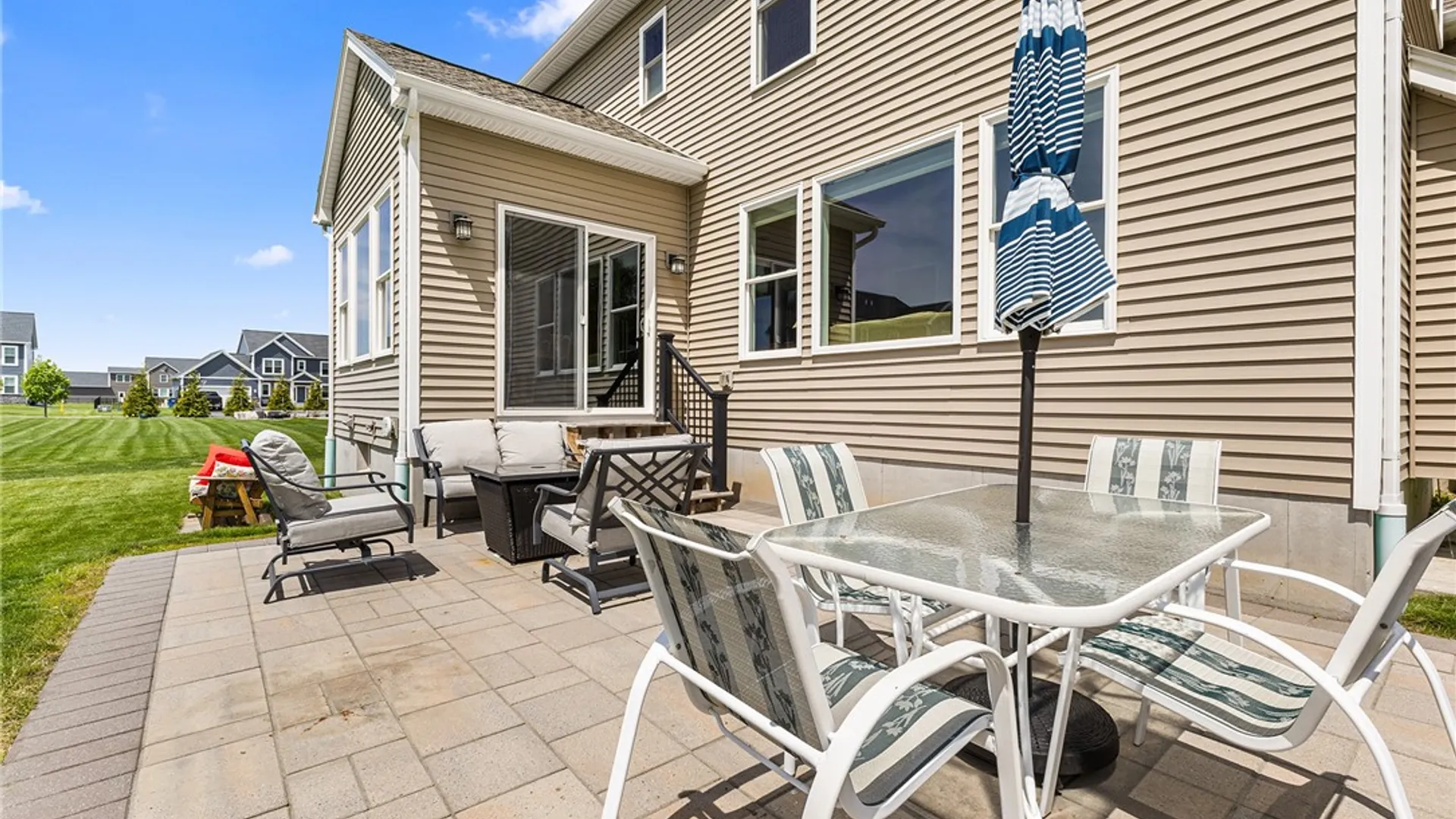 Property at 56 Knightbridge Circle, Penfield, NY 14526 36