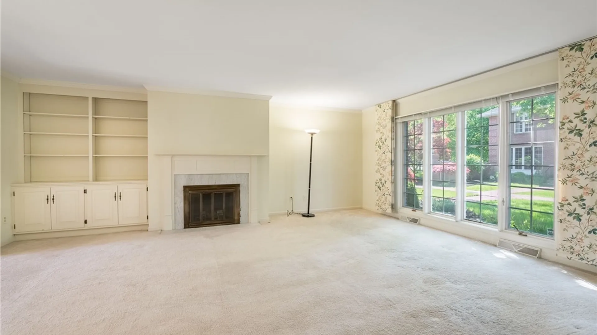 Property at 358 Mill Street, Amherst, NY 14221 4