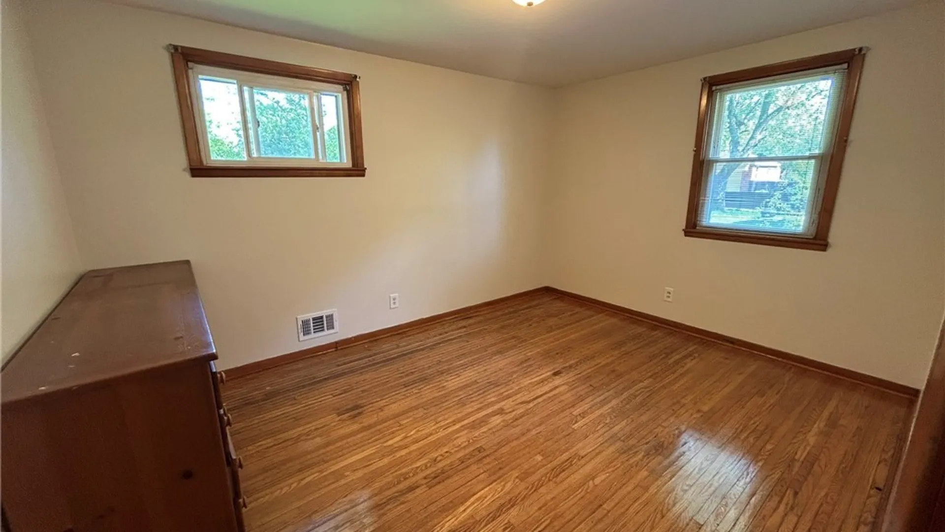 Property at 1835 Military Road, Tonawanda, NY 14217 23