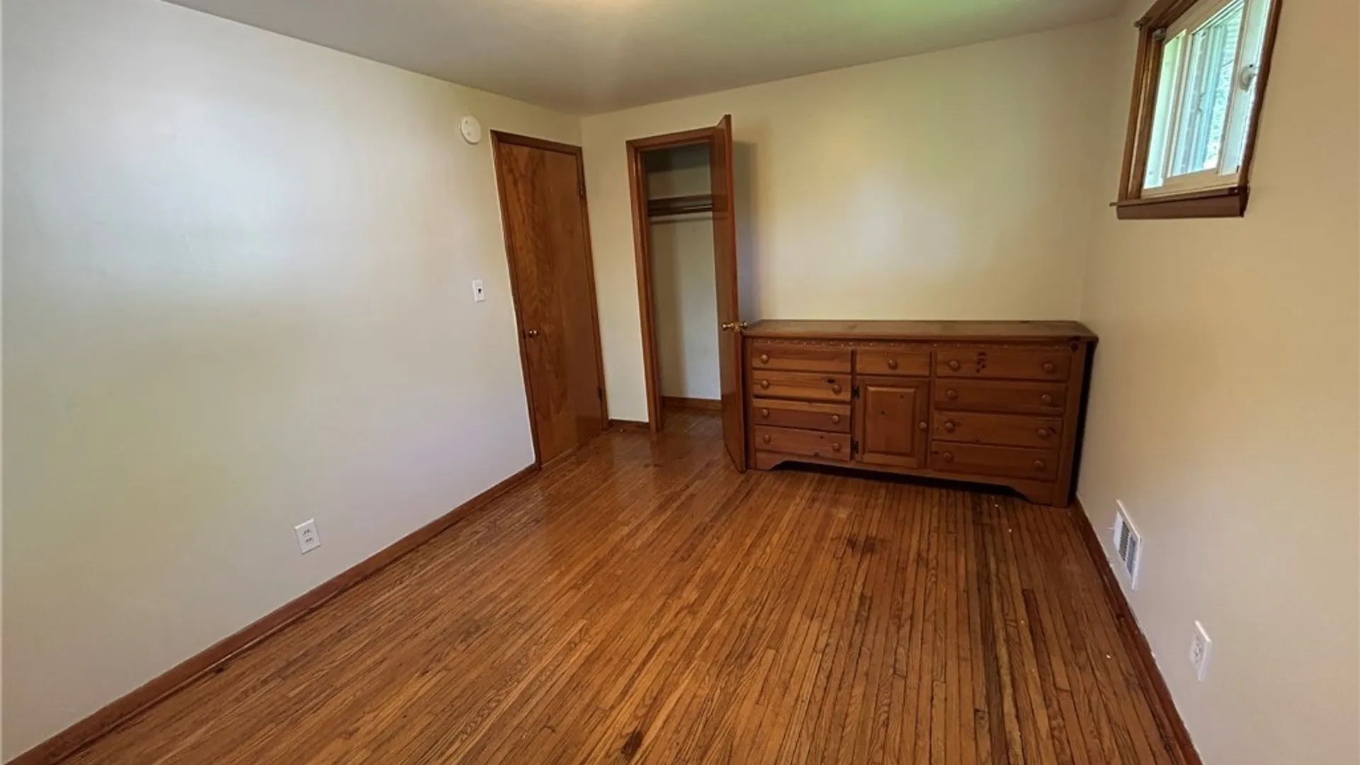 Property at 1835 Military Road, Tonawanda, NY 14217 24
