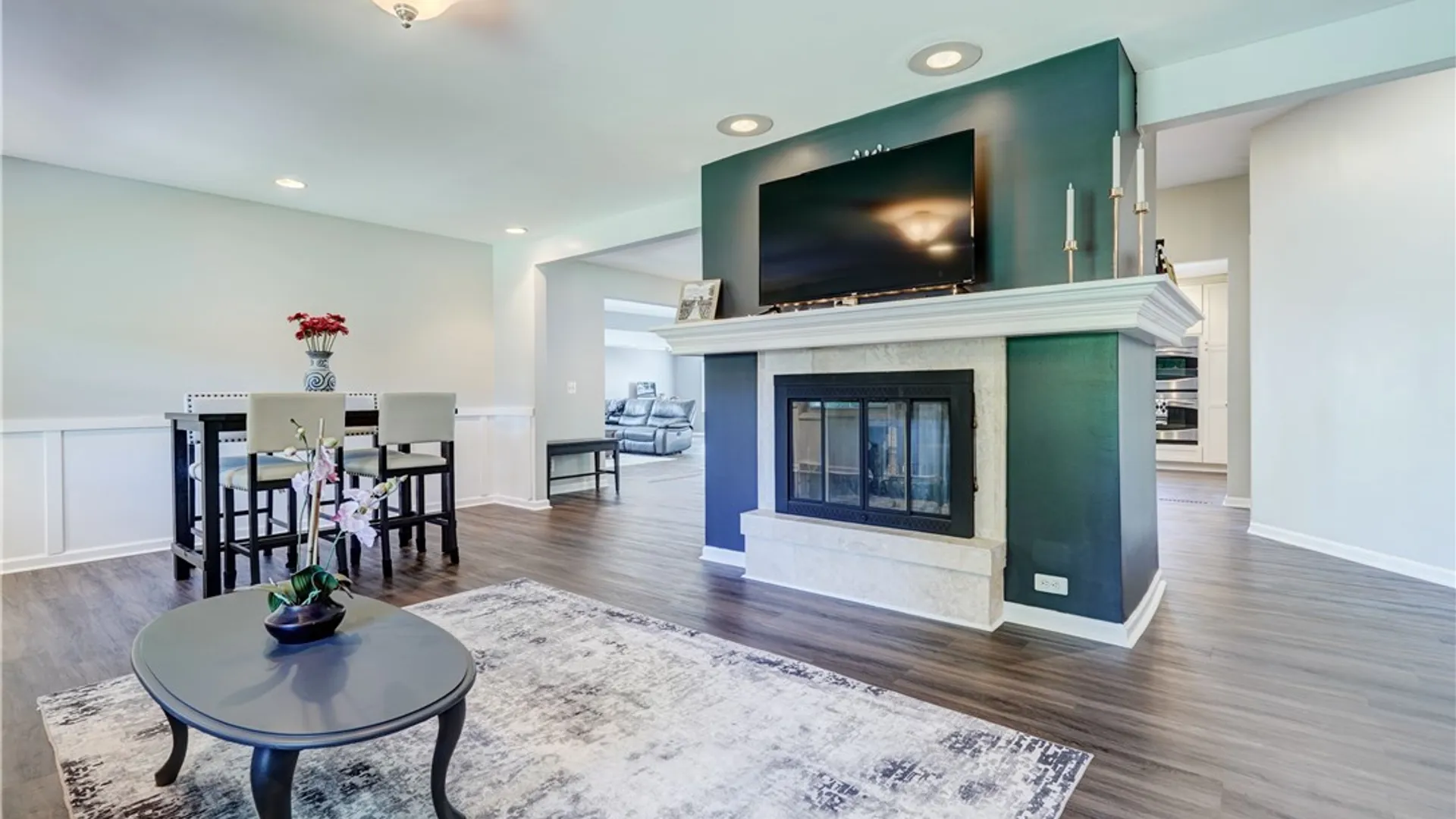 Property at 17 Hilltop Drive, Pittsford, NY 14534 2