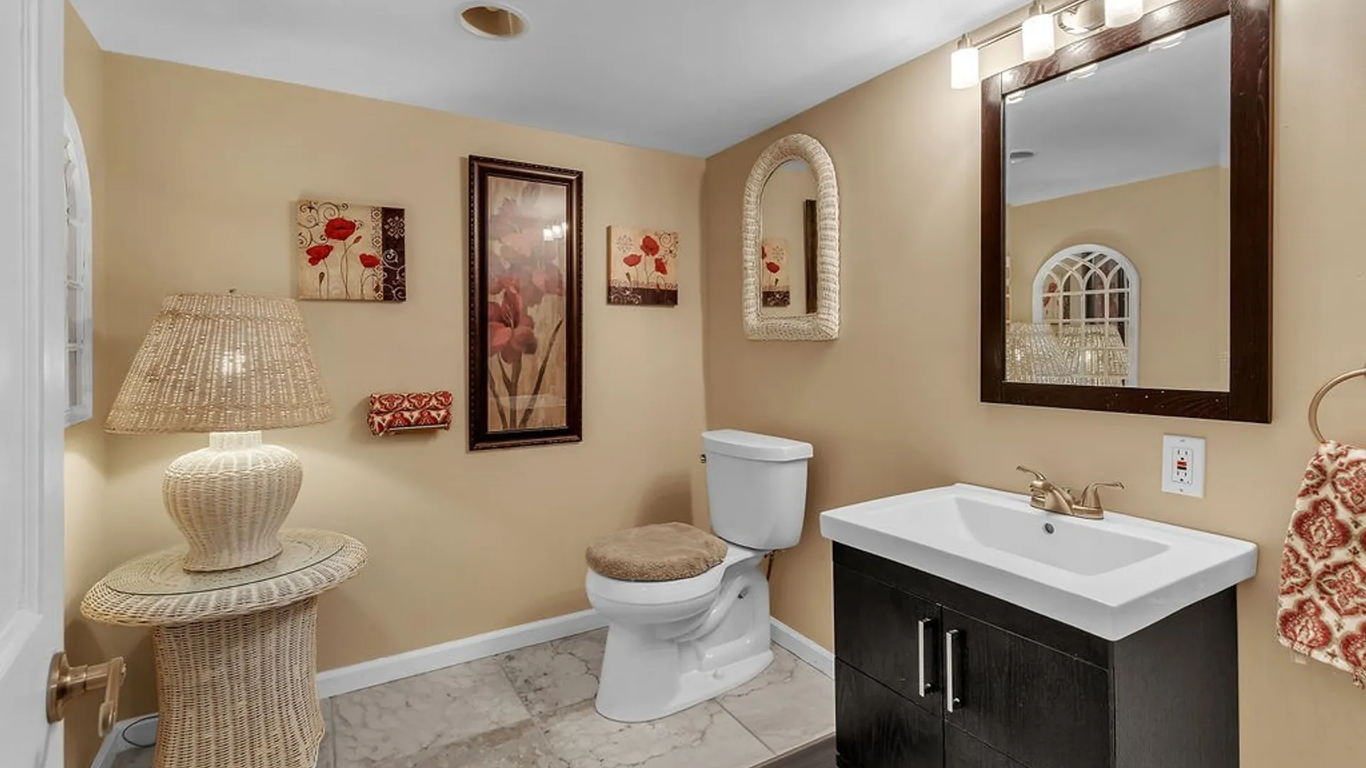 Property at 330 Deerwood Lane, Grand Island, NY 14072 44