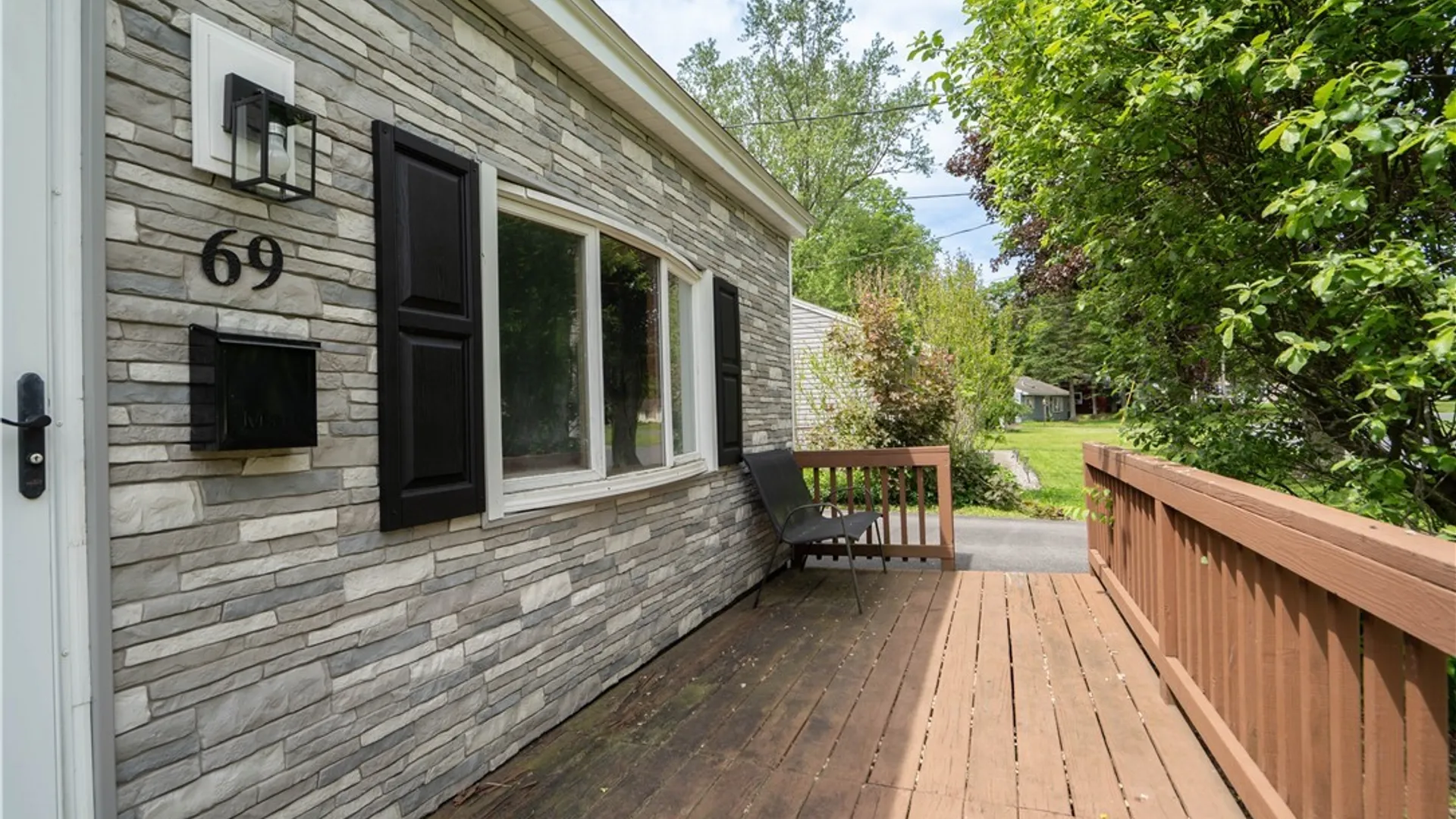 Property at 69 Oakdale Avenue, New Hartford, NY 13413 5