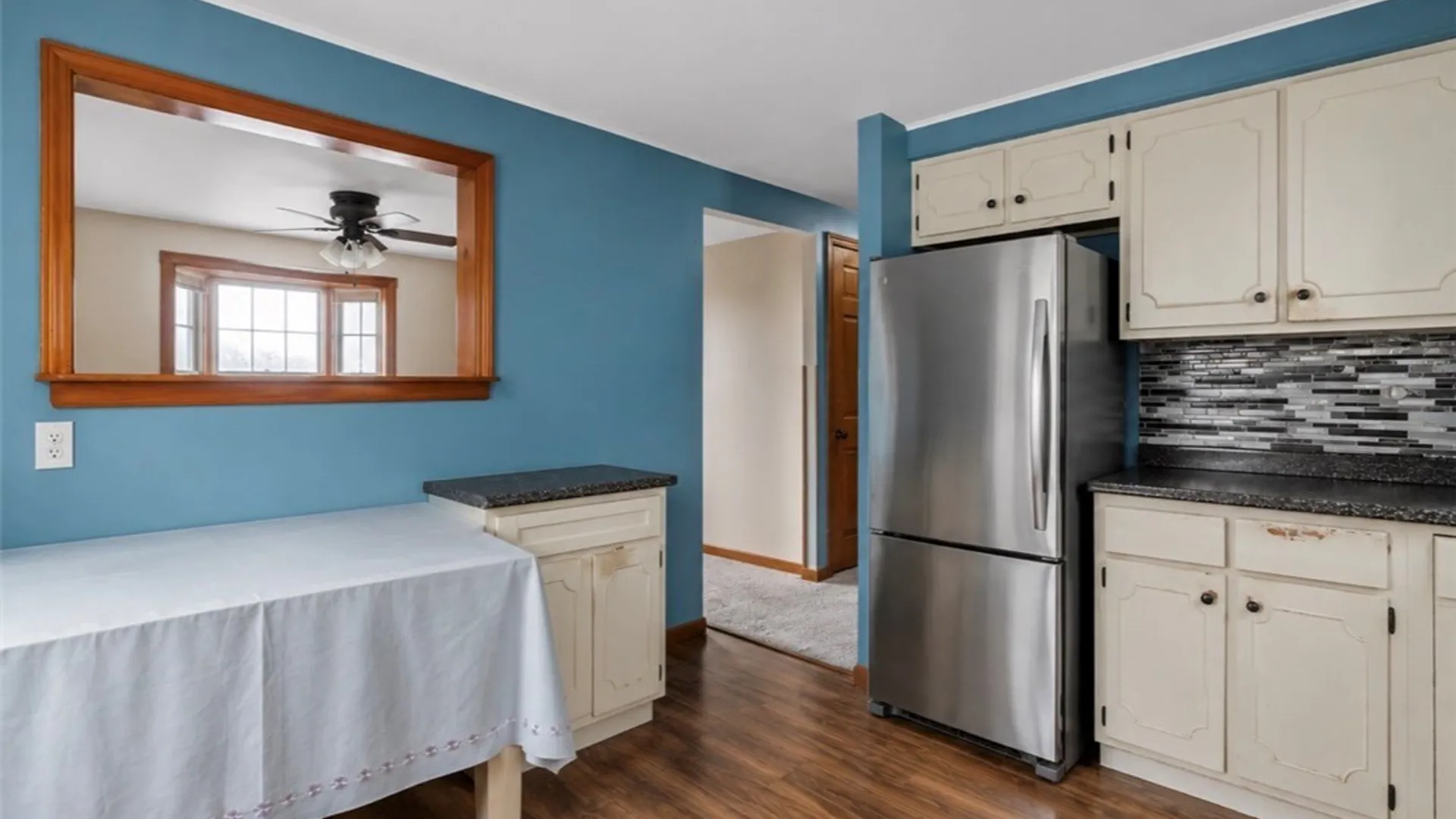 Property at 390 Roesch Avenue, Buffalo, NY 14207 7