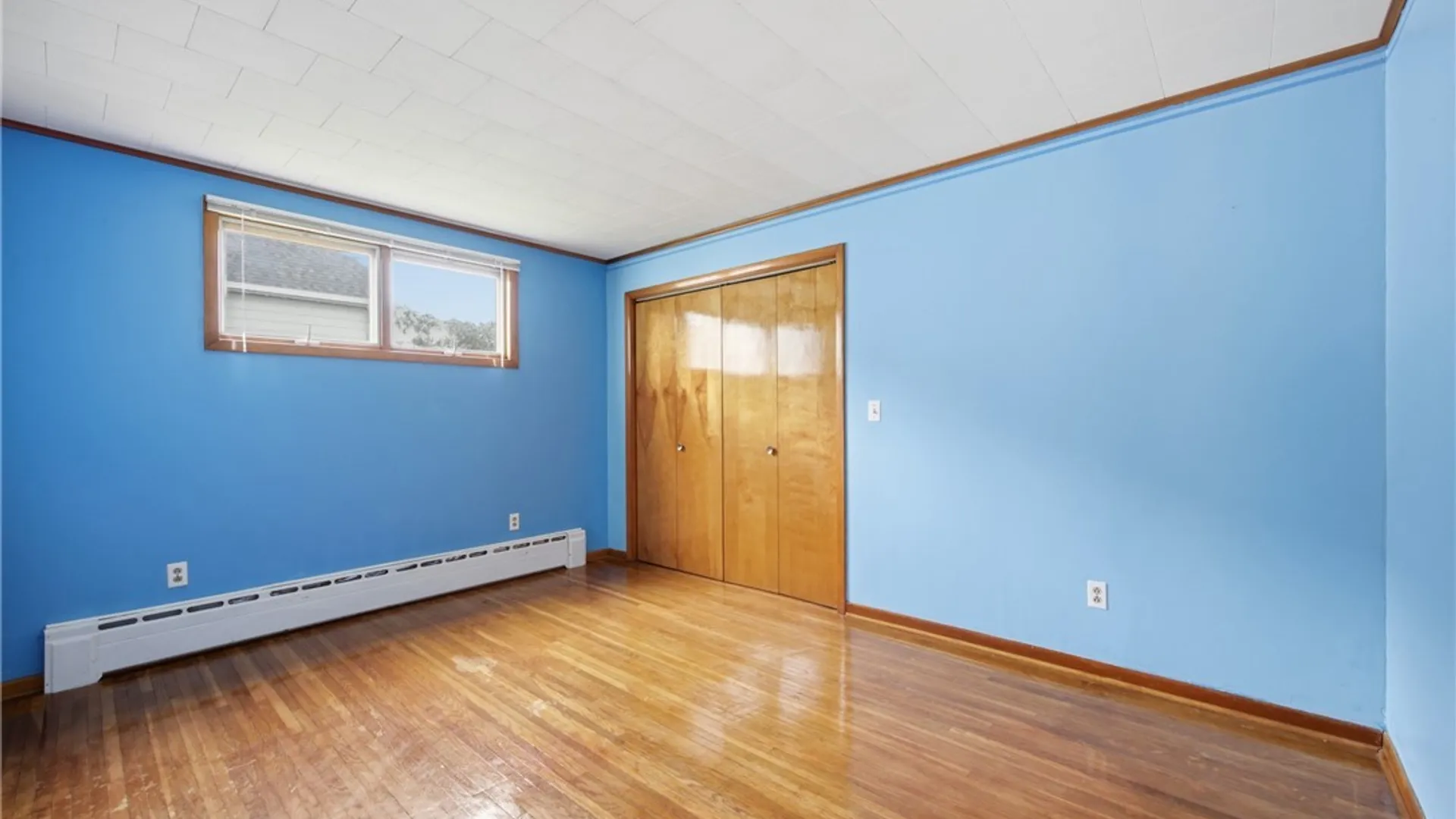 Property at 19 Reo Avenue, Cheektowaga, NY 14211 11