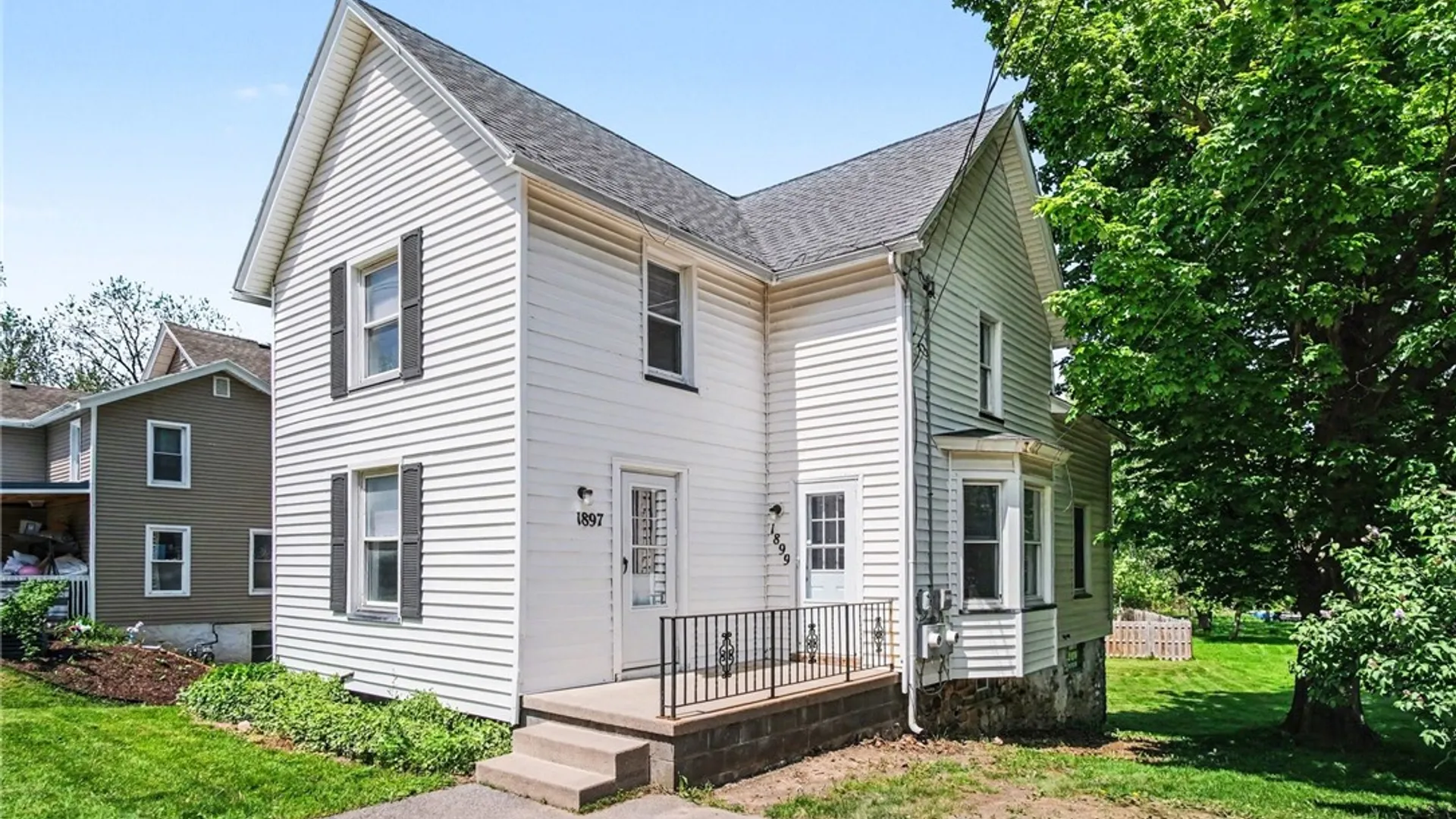 Property at 1897 Ridge Rd, Ontario, NY 14519 3