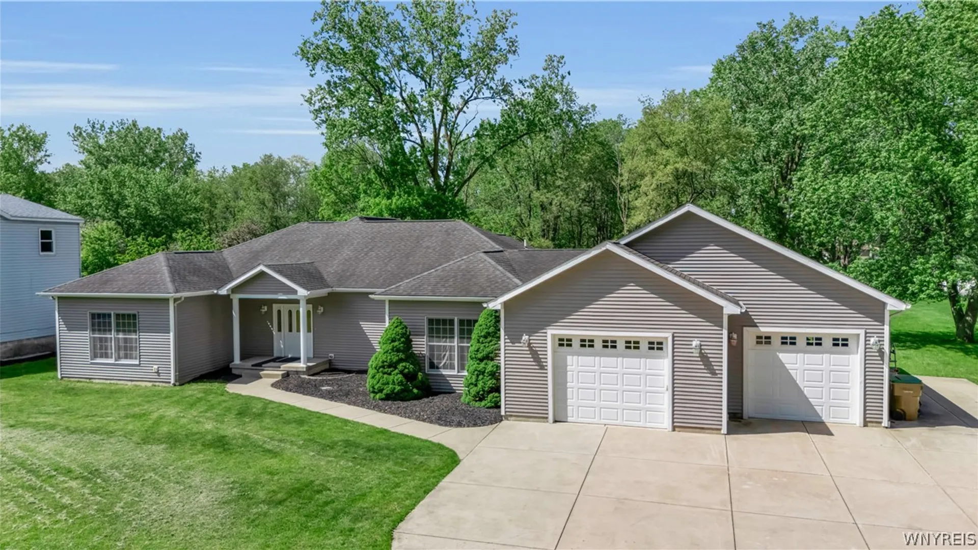 Property at 1298 Como Park Boulevard, Cheektowaga, NY 14043 2