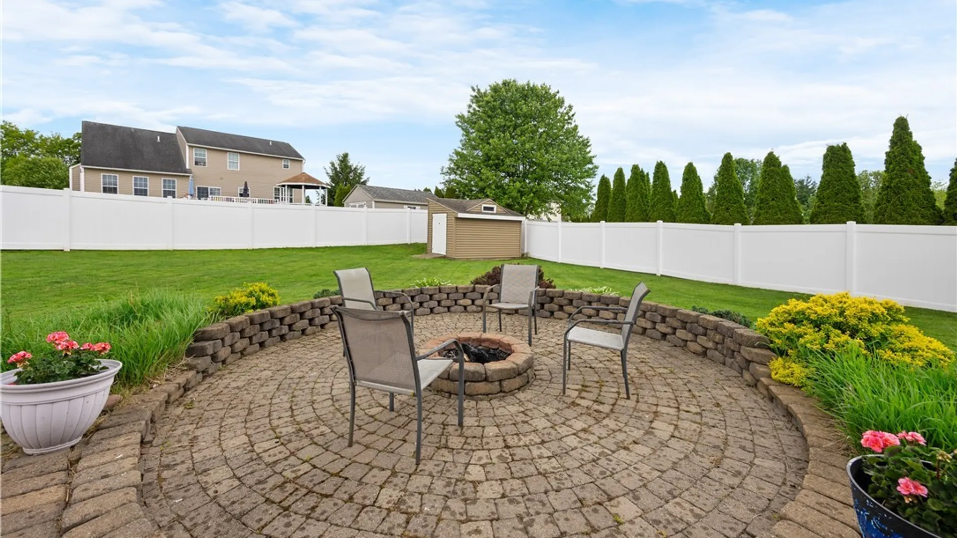 Property at 114 Willow Tree, Oneida, NY 13421 41