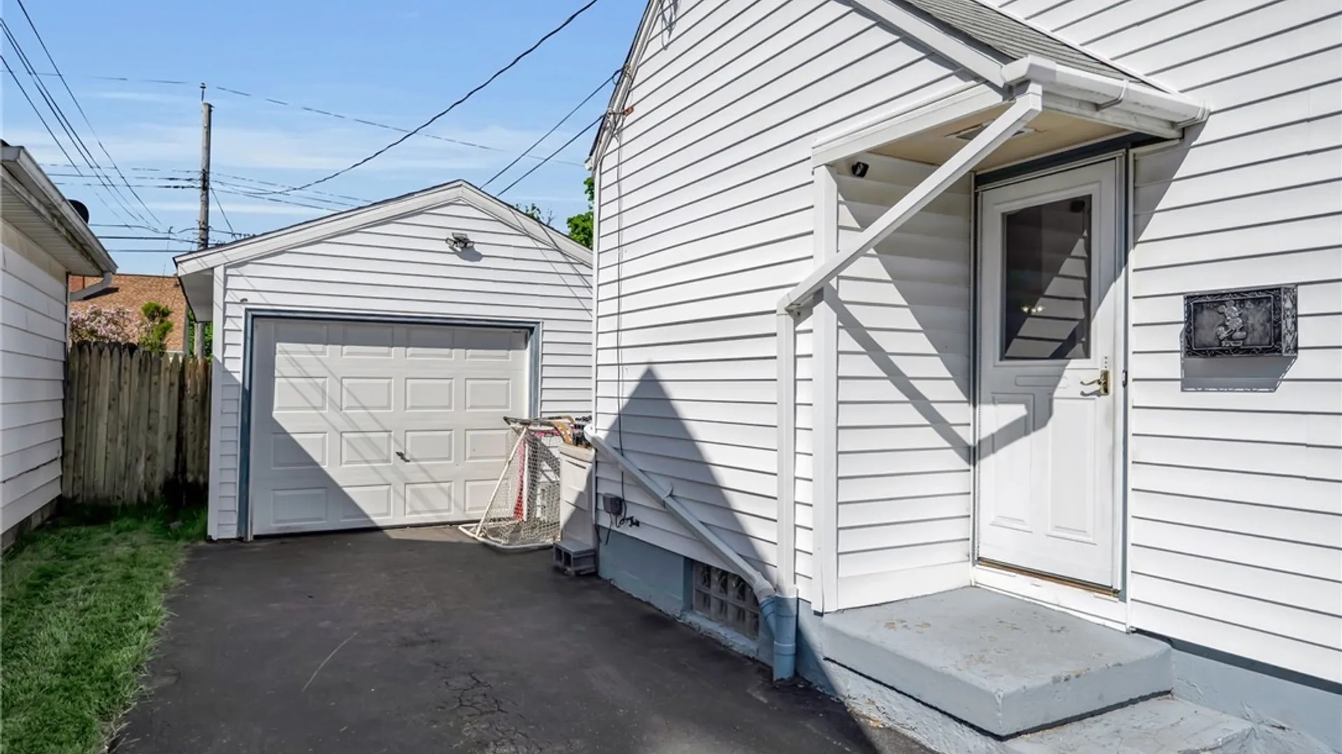Property at 39 Leawood Drive, Tonawanda, NY 14150 32