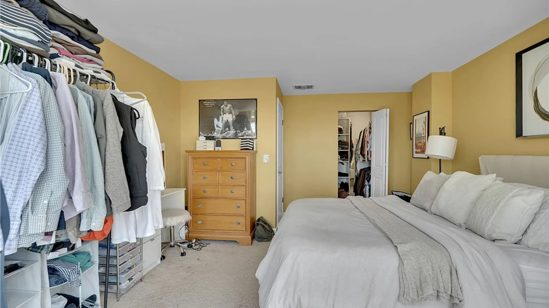 Property at 200 Lakefront Circle, Buffalo, NY 14202 21