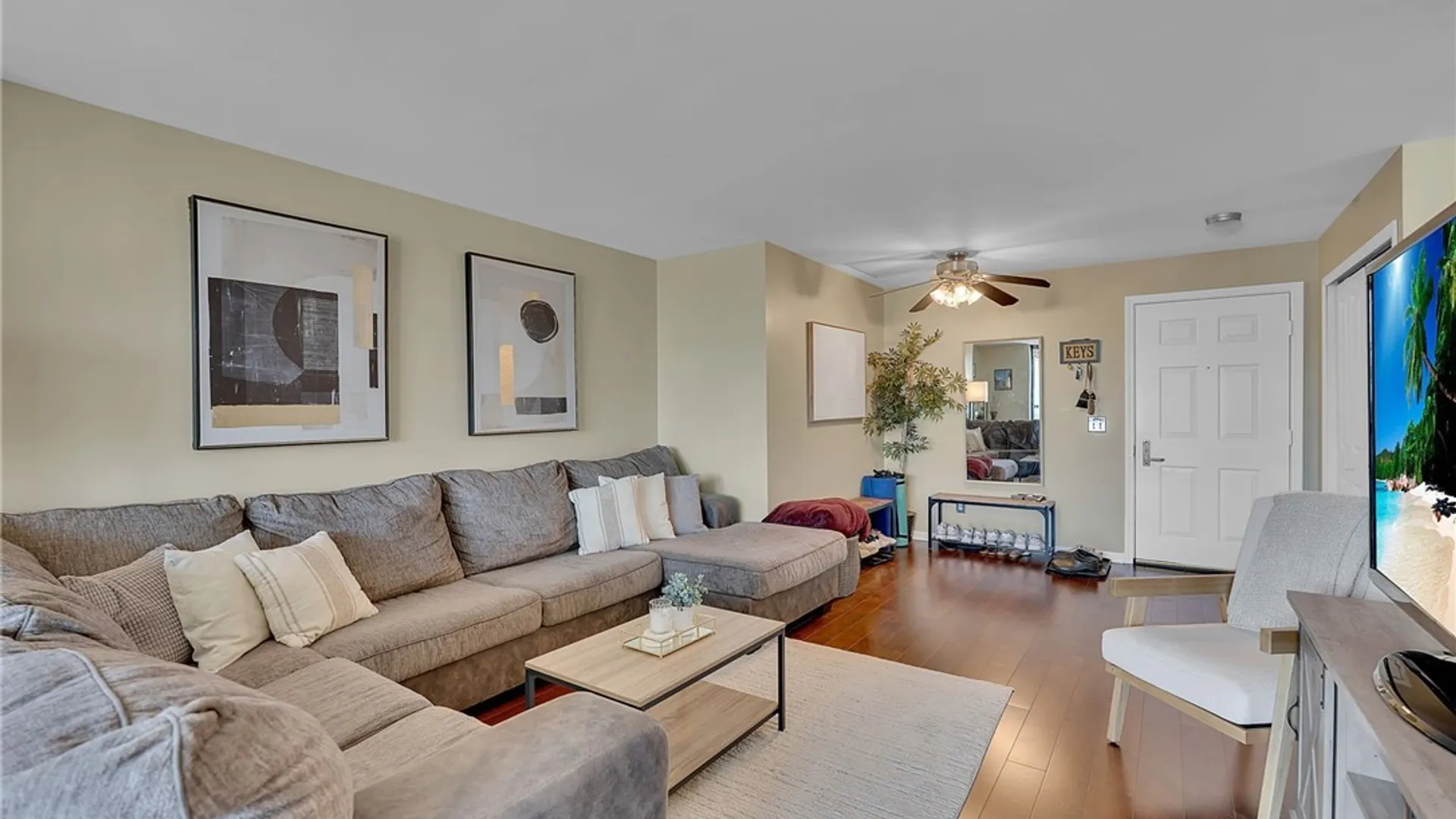 Property at 200 Lakefront Circle, Buffalo, NY 14202 8