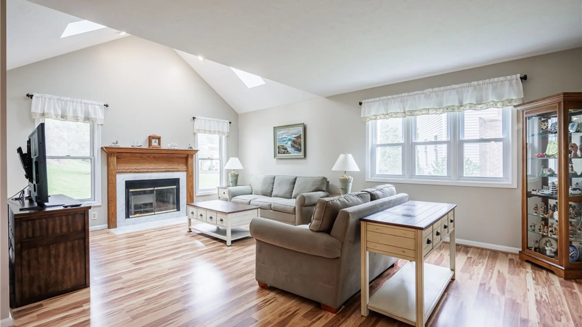 Property at 4 Kerry Hill, Perinton, NY 14450 11
