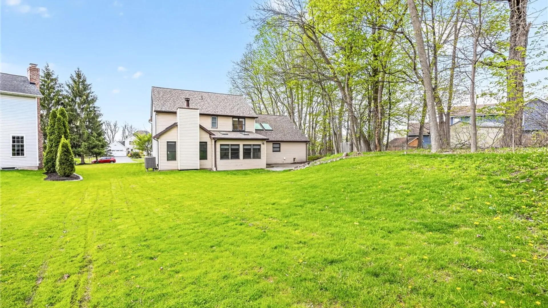 Property at 4 Kerry Hill, Perinton, NY 14450 48