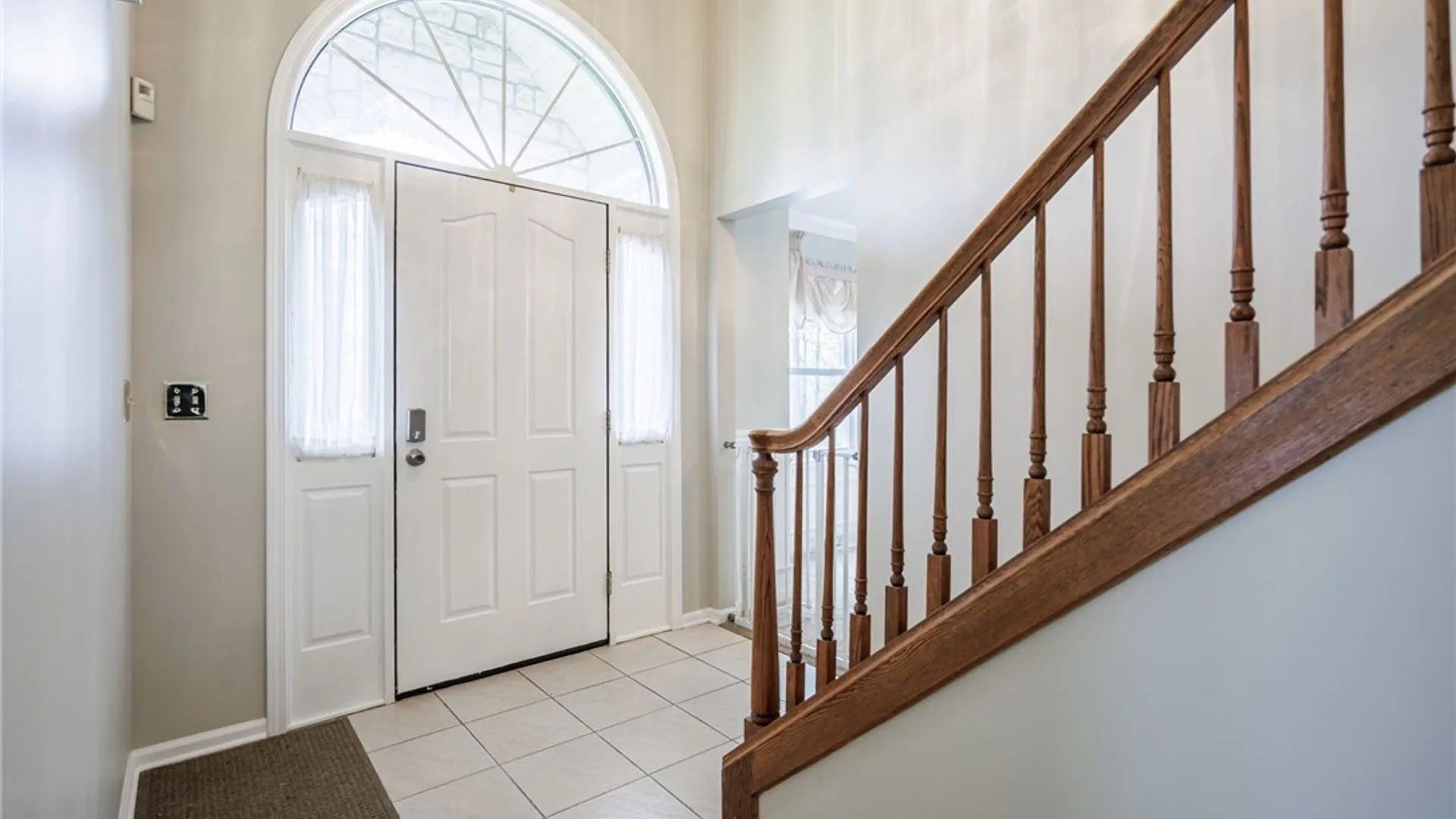 Property at 4 Kerry Hill, Perinton, NY 14450 7