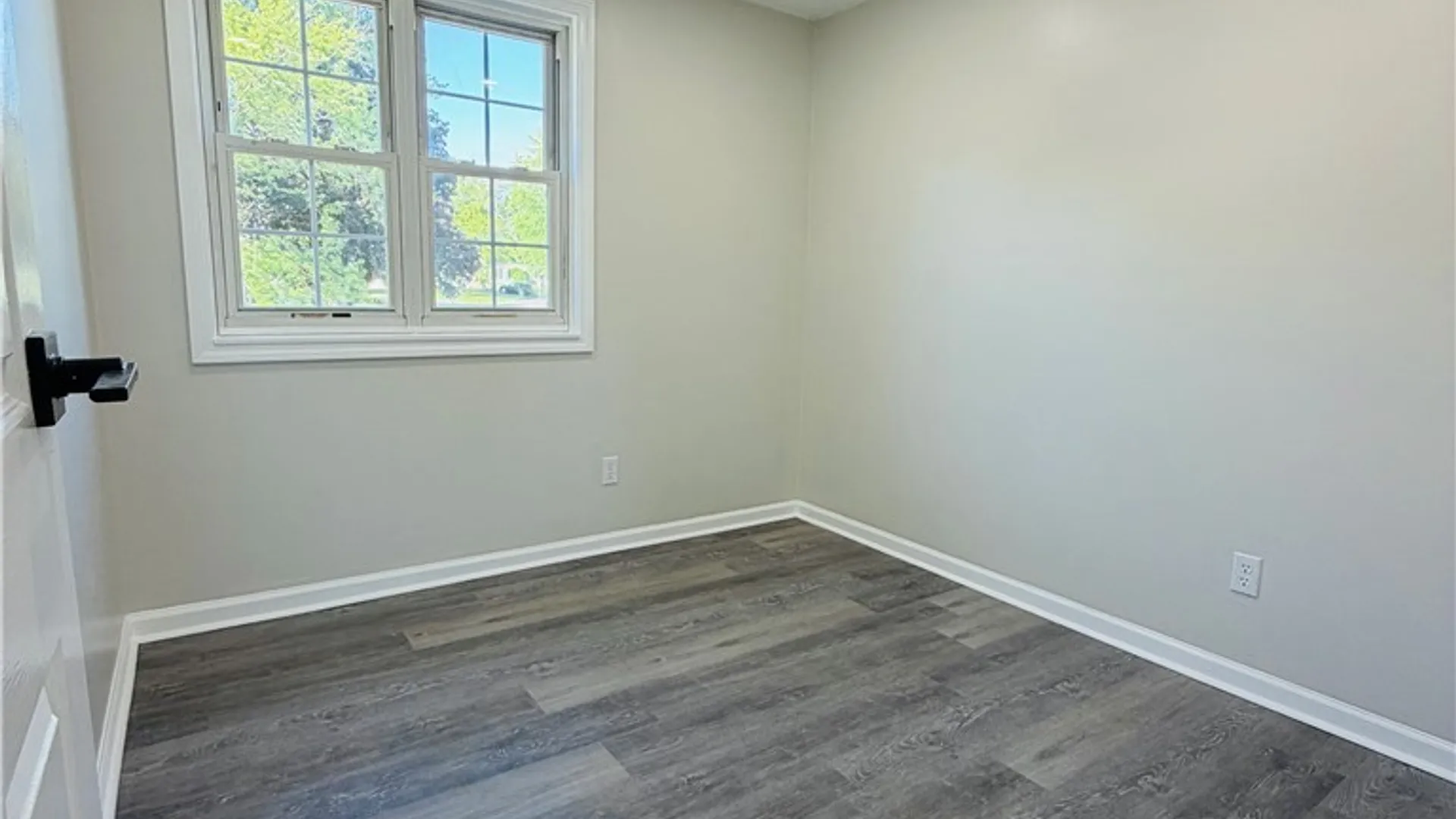 Property at 8300 Redwing Drive, Clay, NY 13090 17