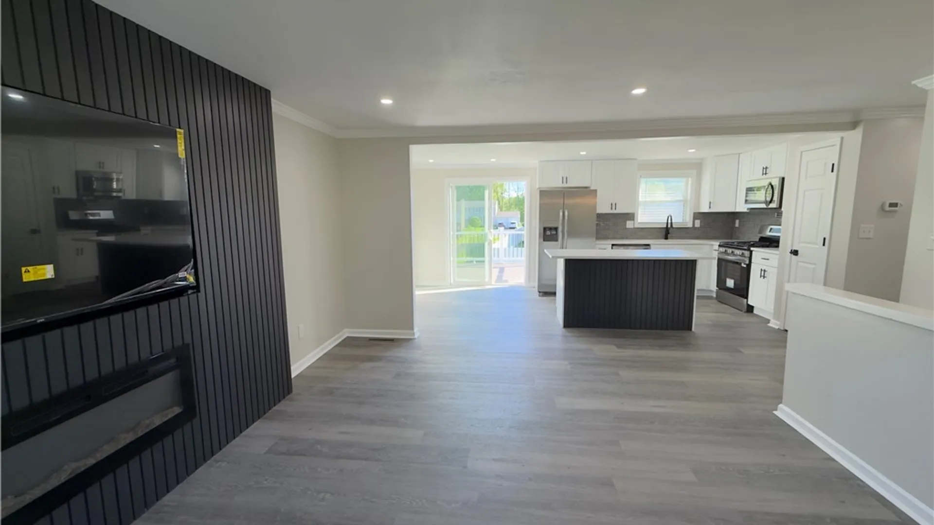Property at 8300 Redwing Drive, Clay, NY 13090 4