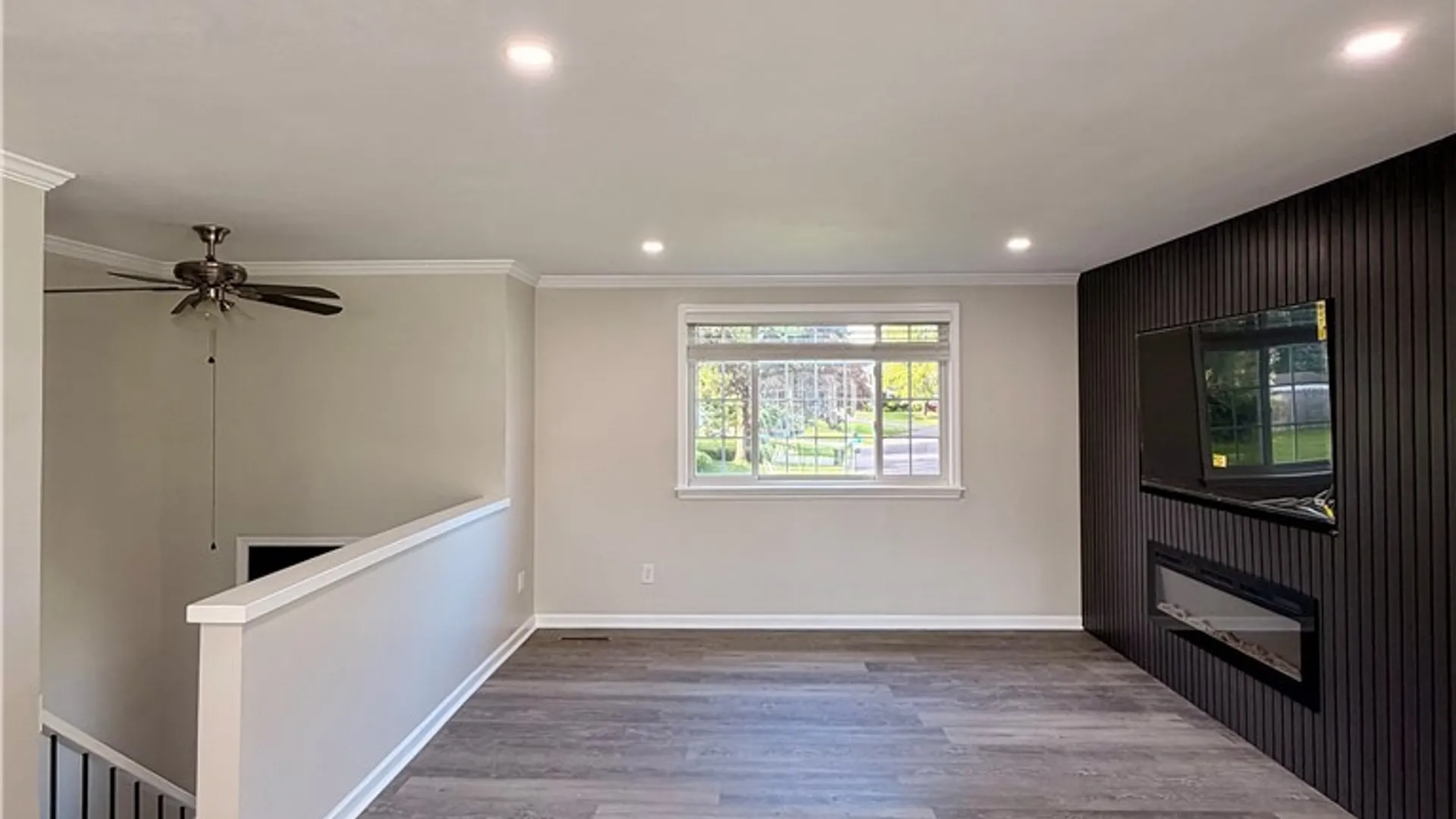 Property at 8300 Redwing Drive, Clay, NY 13090 5