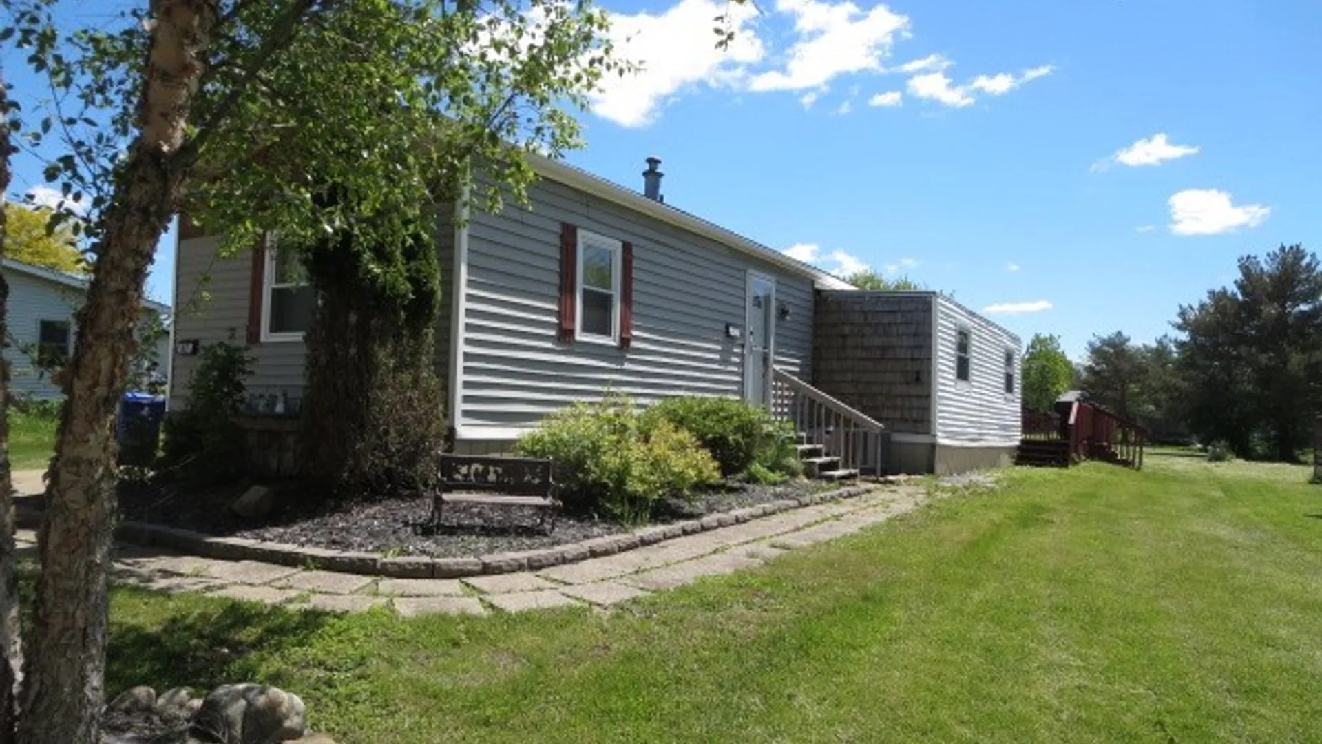 Property at 67 W Canyon Drive, Hamburg, NY 14075 3
