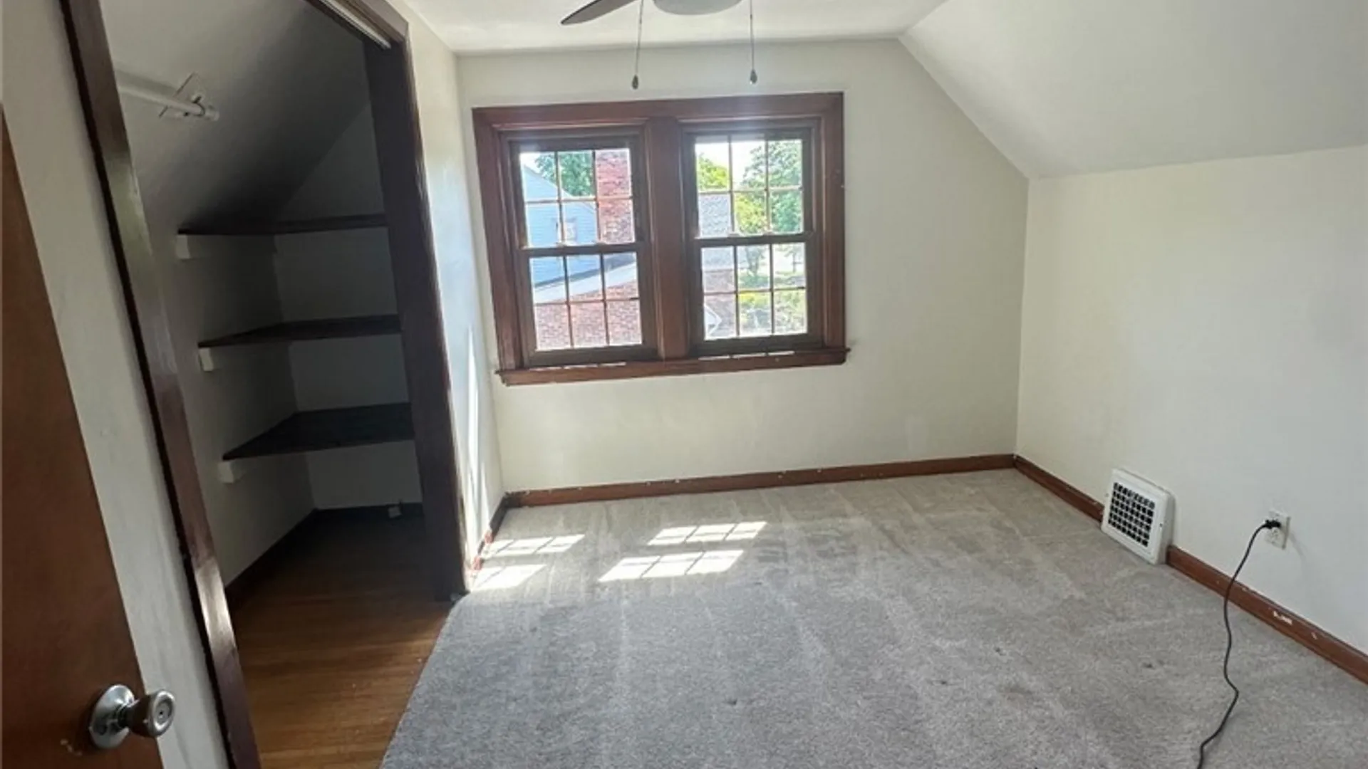 Property at 512 Lamarck Drive, Cheektowaga, NY 14225 29