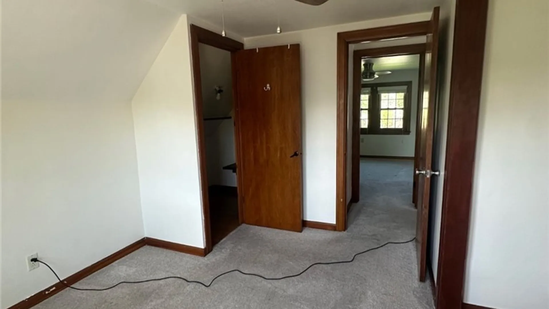 Property at 512 Lamarck Drive, Cheektowaga, NY 14225 30