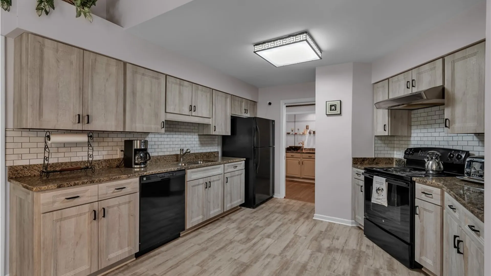 Property at 6076 Wellesley Cmn, Clarence, NY 14051 18