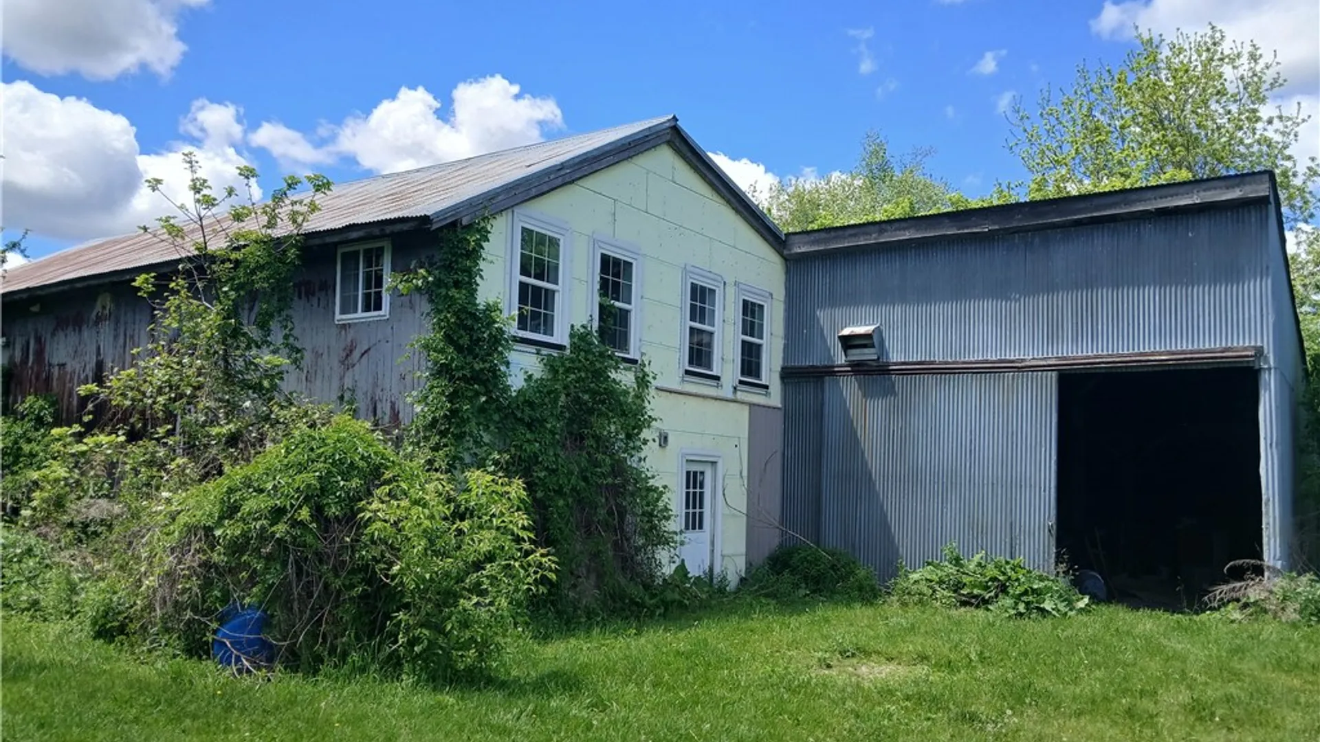 Property at 7179 N Bergen Road, Bergen, NY 14416 2