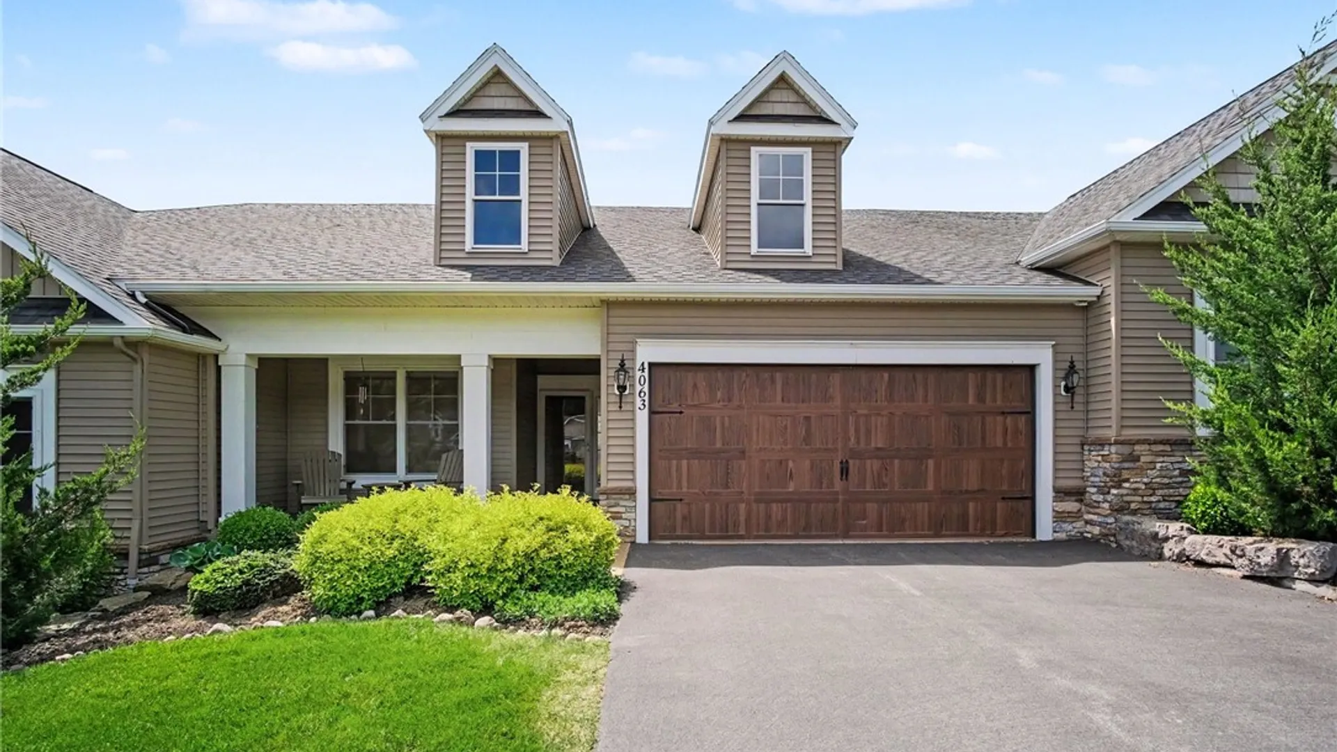 Property at 4063 St James Parkway, Canandaigua Town, NY 14424 2