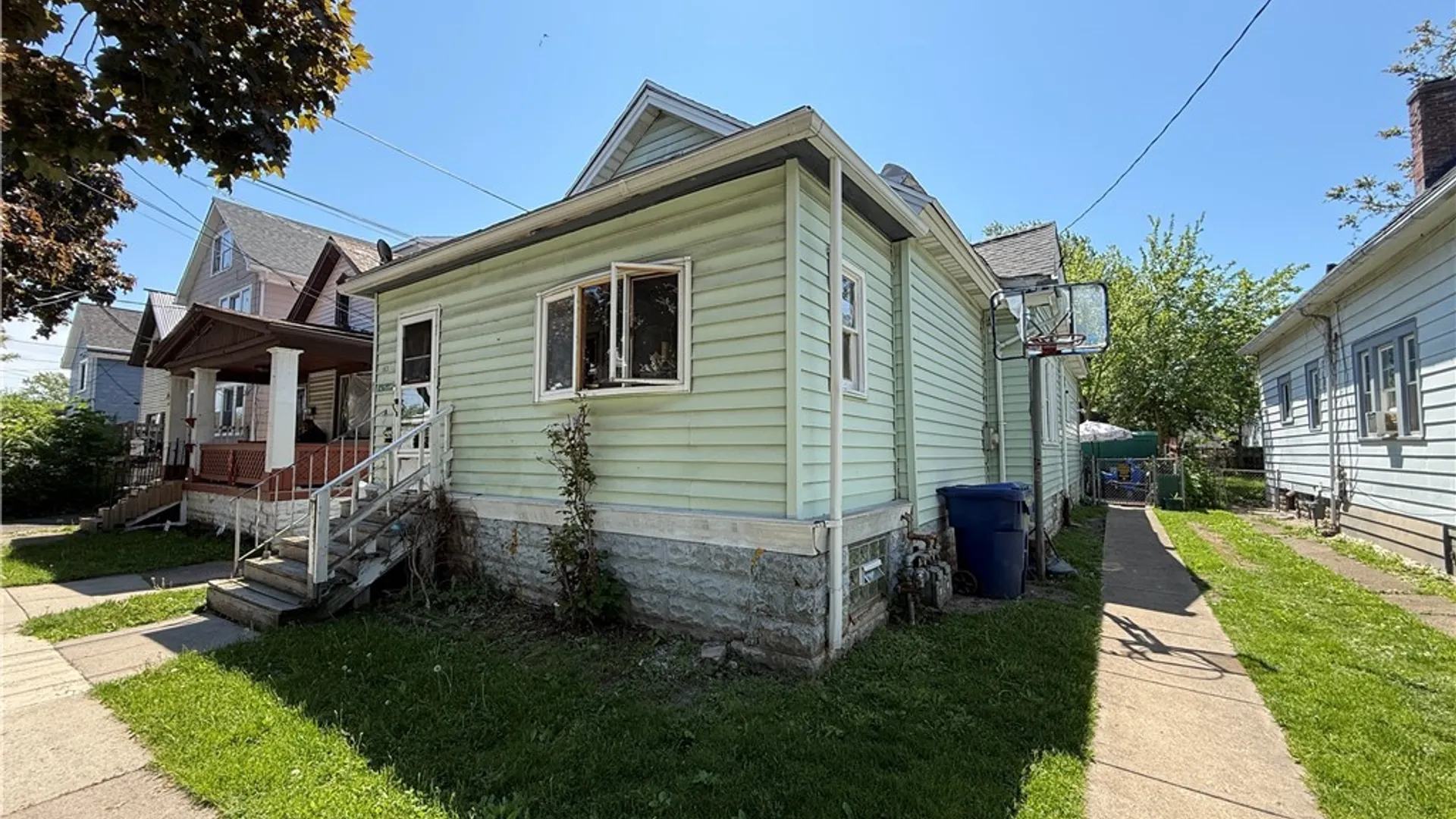 Property at 163 Farmer Street, Buffalo, NY 14207 2