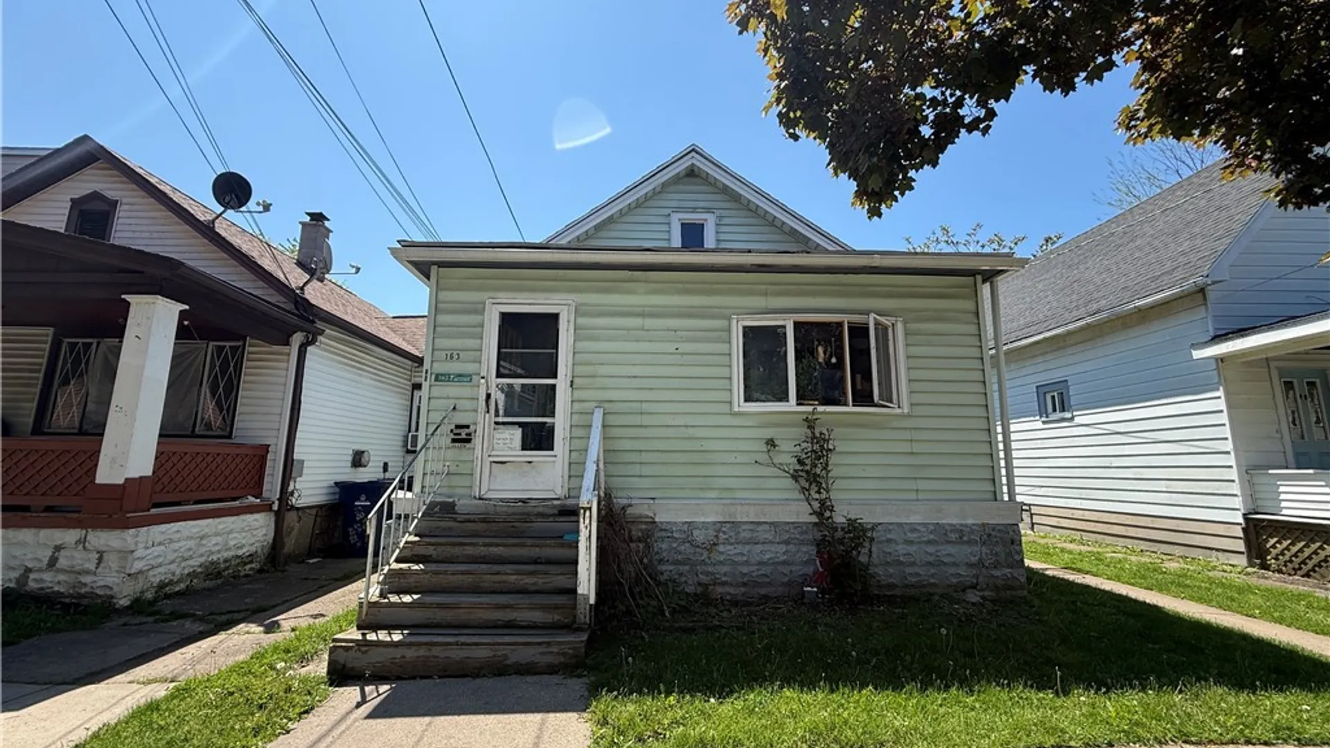 Property at 163 Farmer Street, Buffalo, NY 14207 3