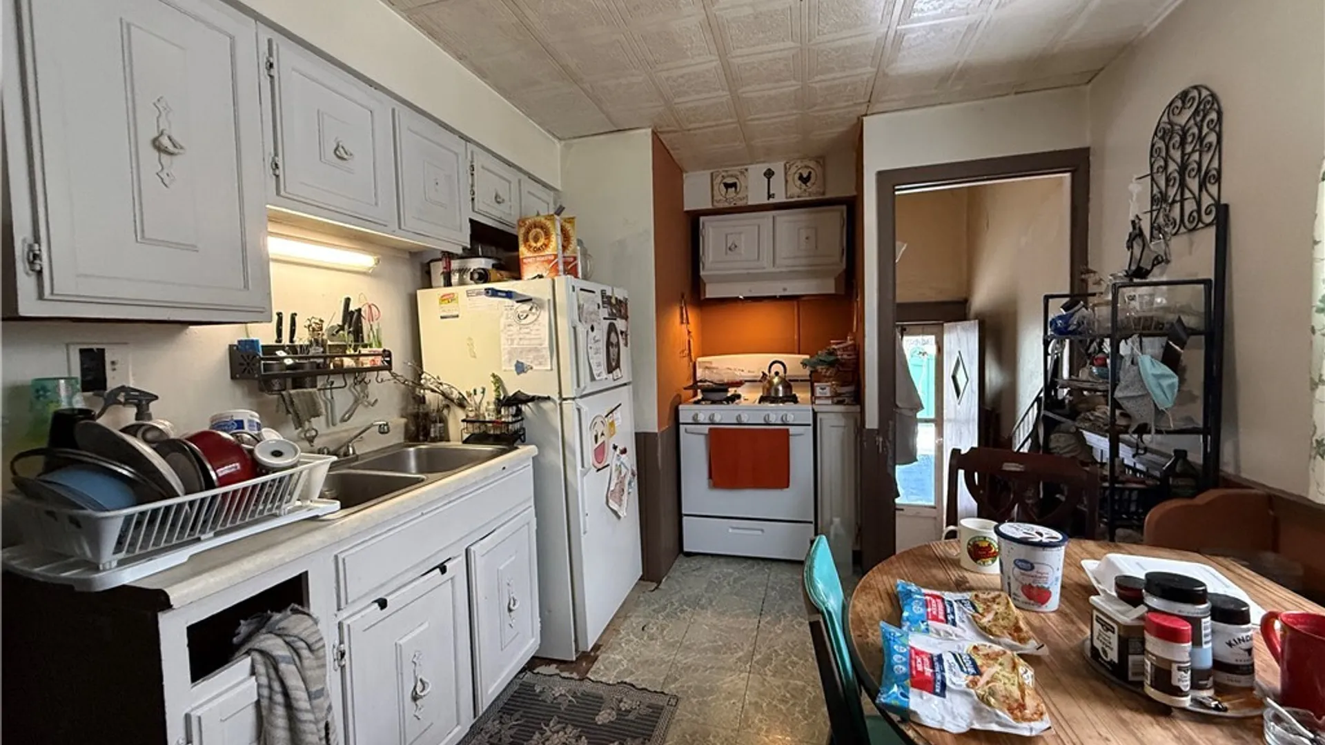 Property at 163 Farmer Street, Buffalo, NY 14207 5