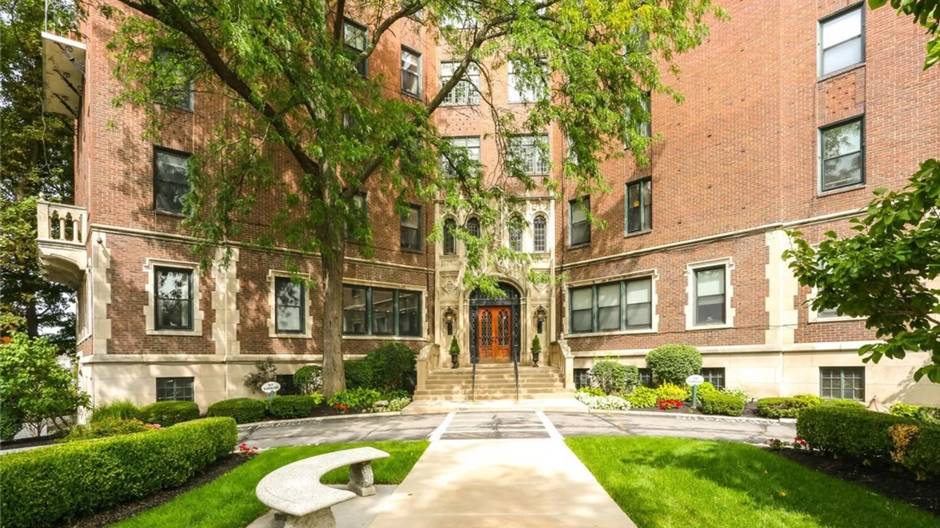 Property at 800 West Ferry Street, Buffalo, NY 14222 2