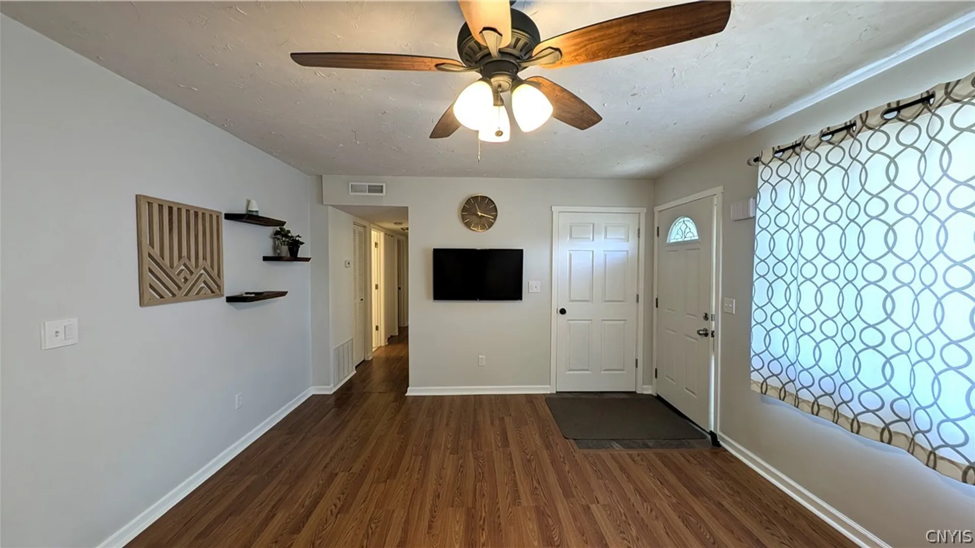 Property at 7925 Rinaldo Boulevard, Cicero, NY 13030 5