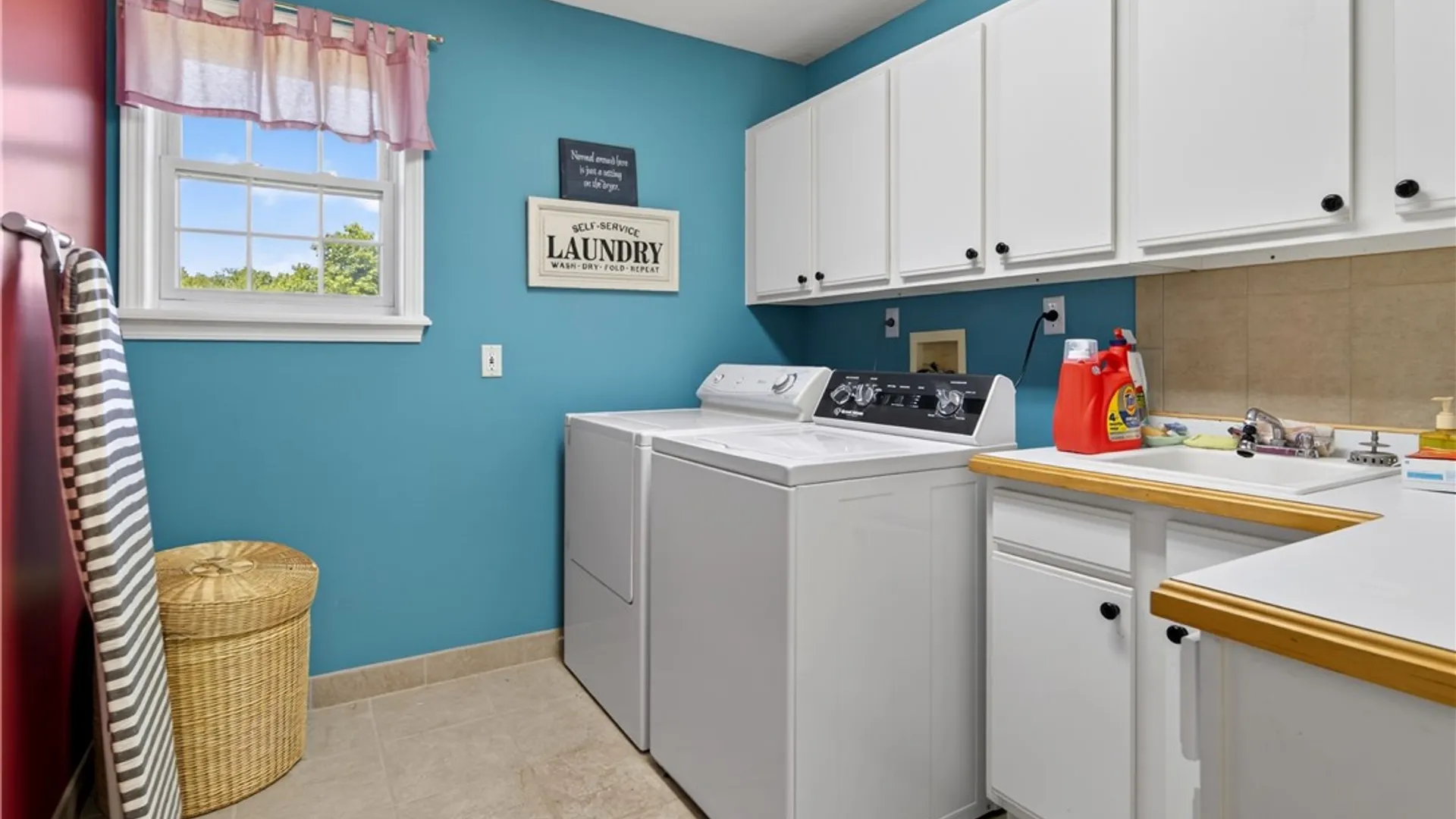 Property at 13 Leifs Way, Lansing, NY 14850 33