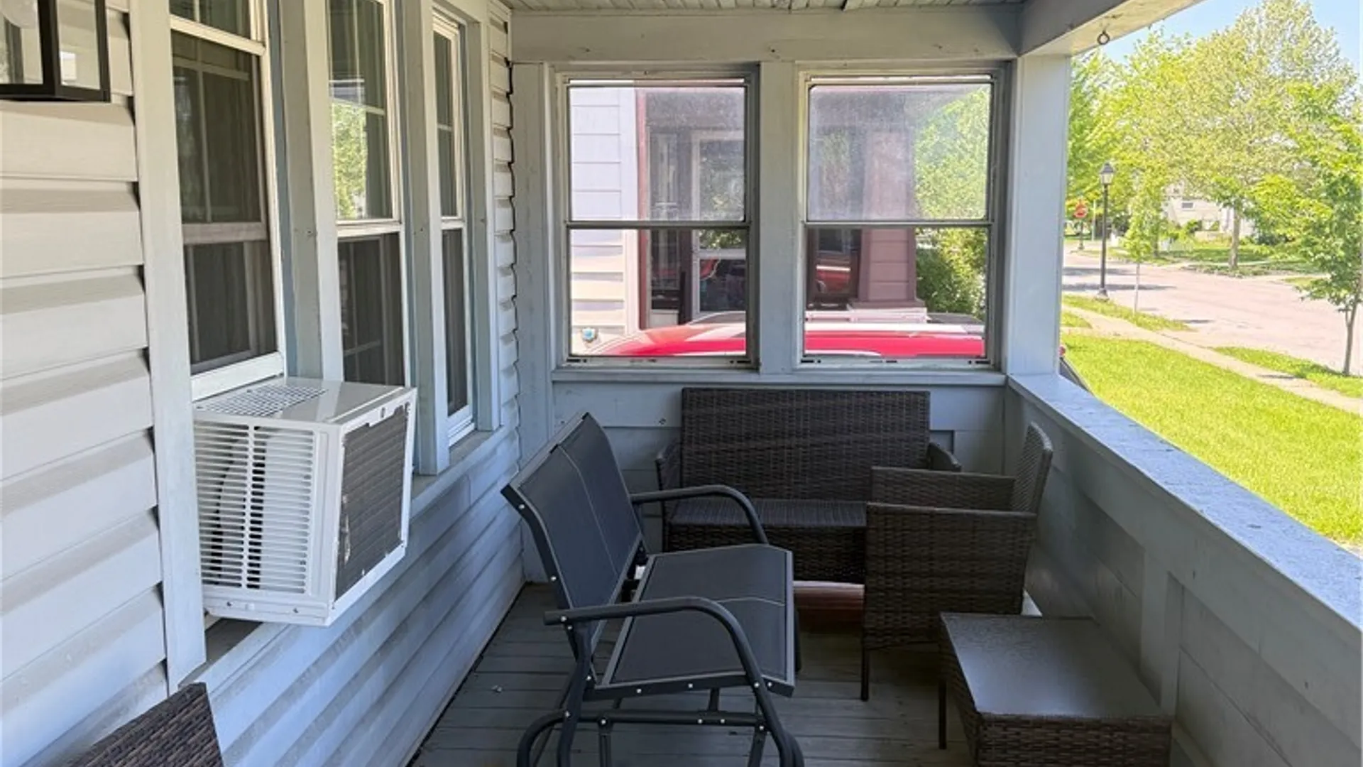 Property at 298 W Hazeltine Avenue, Tonawanda, NY 14217 2
