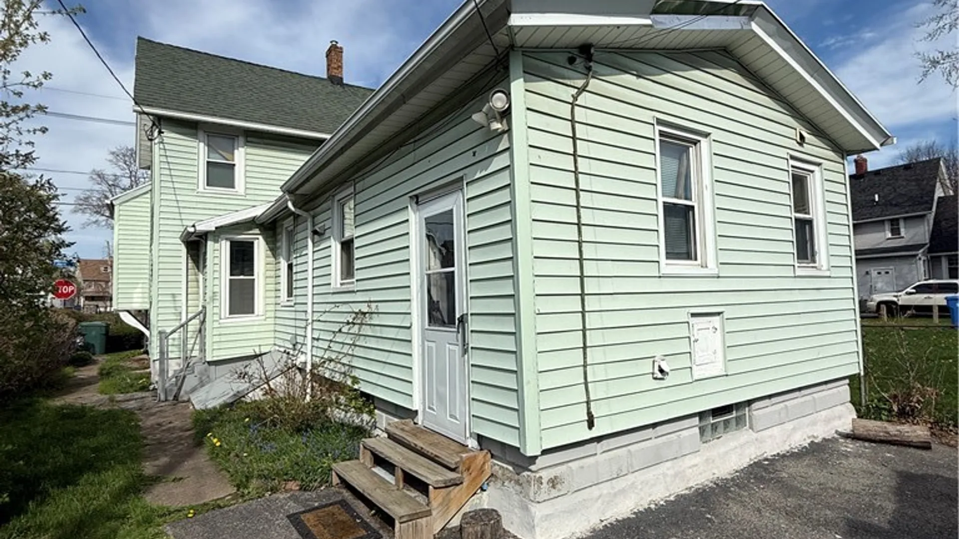 Property at 284 Jefferson Avenue, Rochester, NY 14621 23