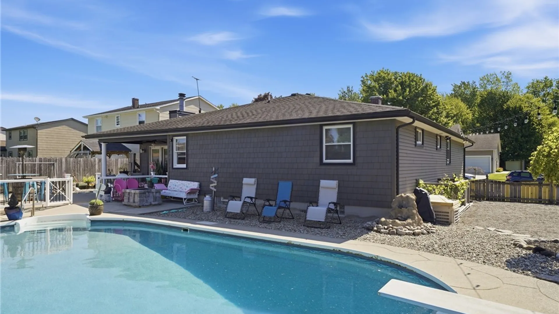 Property at 110 Croydon Drive, Cheektowaga, NY 14043 37