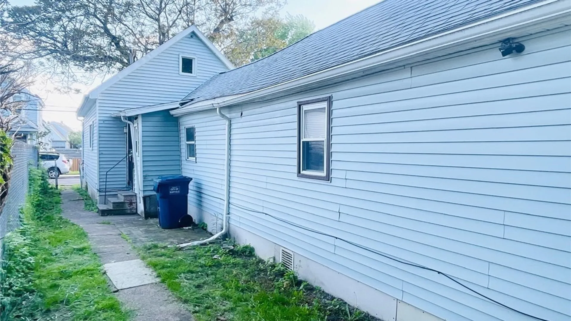 Property at 18 Olga Place, Buffalo, NY 14206 16