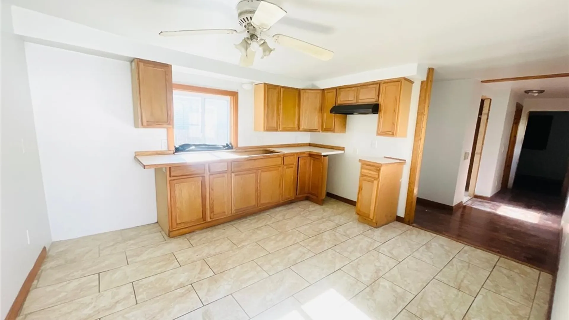 Property at 18 Olga Place, Buffalo, NY 14206 5