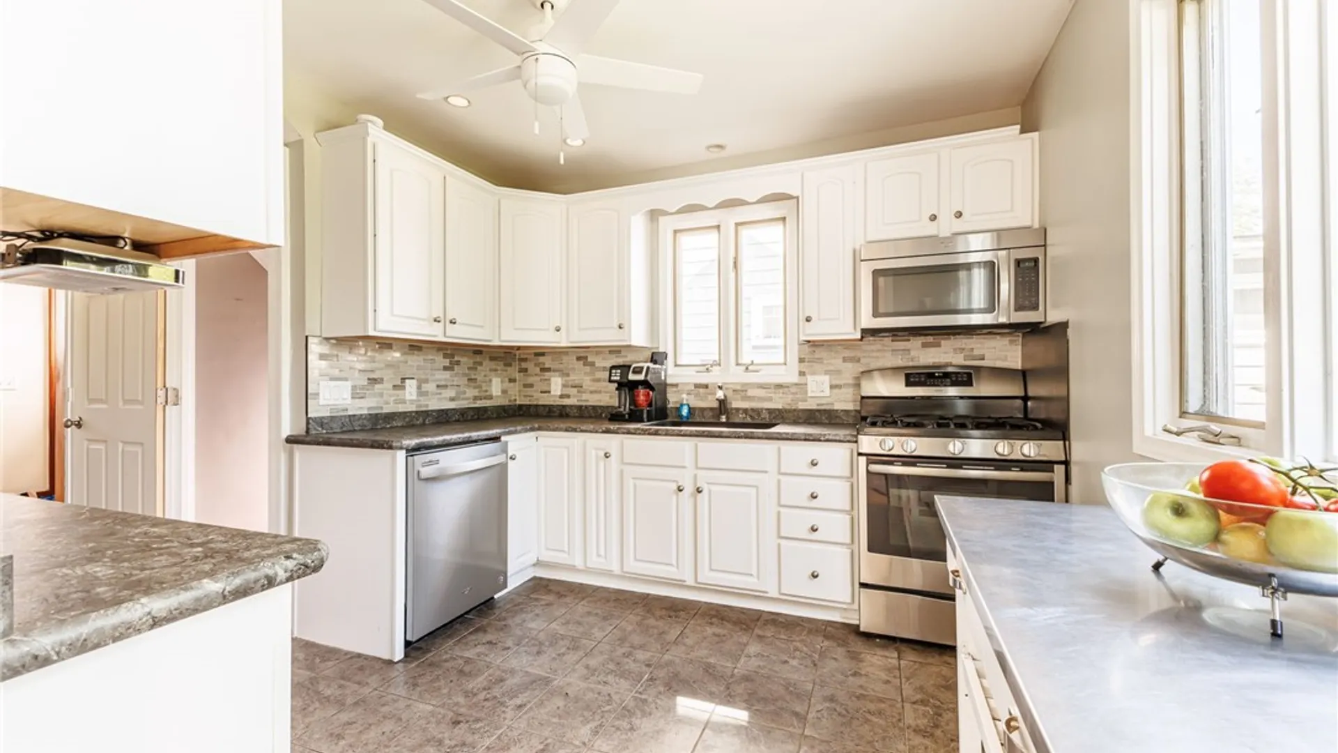 Property at 170 Dalkeith Road, Rochester, NY 14609 11