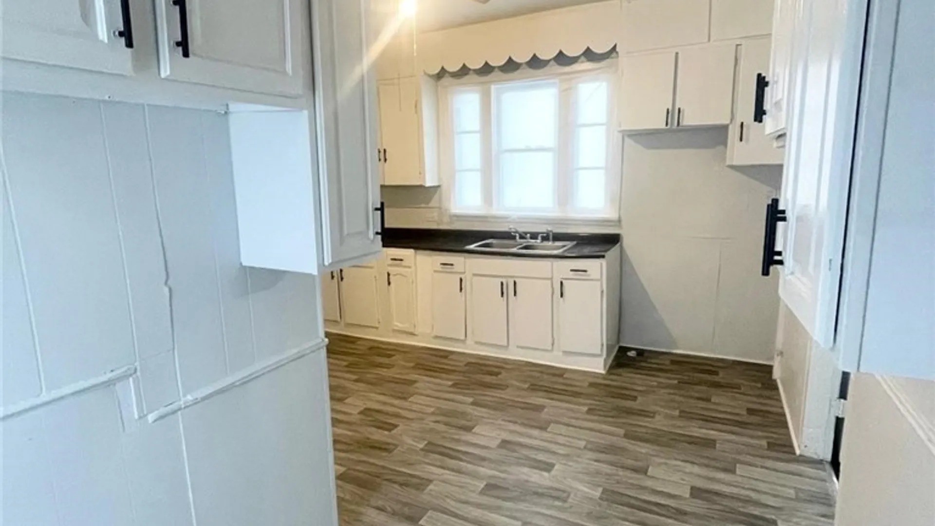Property at 132 E Utica Street, Buffalo, NY 14209 10